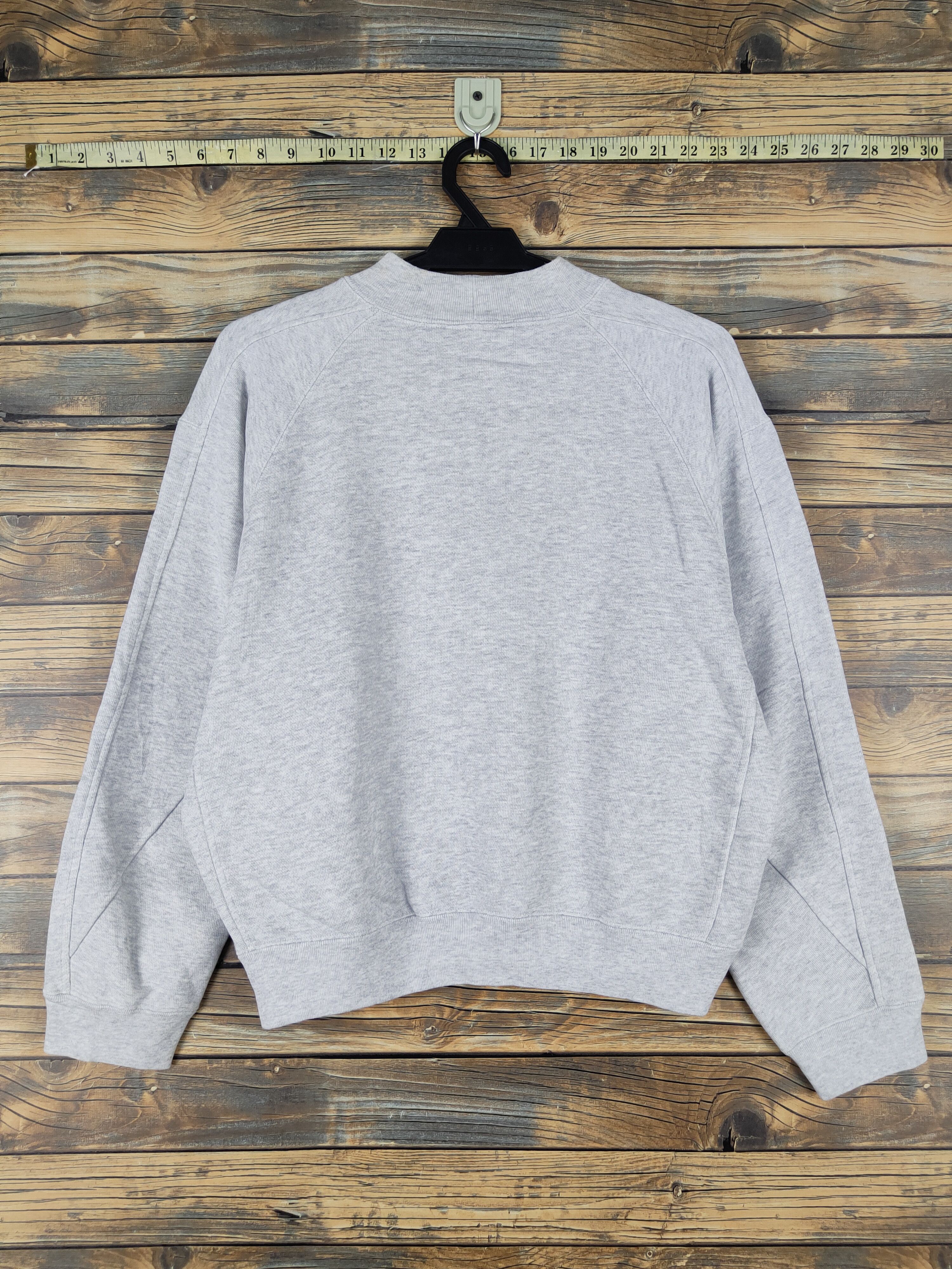 Undercover × Uniqlo Uniqlo X Undercover U Gray Sweatshirts #W1168 Size US M / EU 48-50 / 2 - 7 Thumbnail
