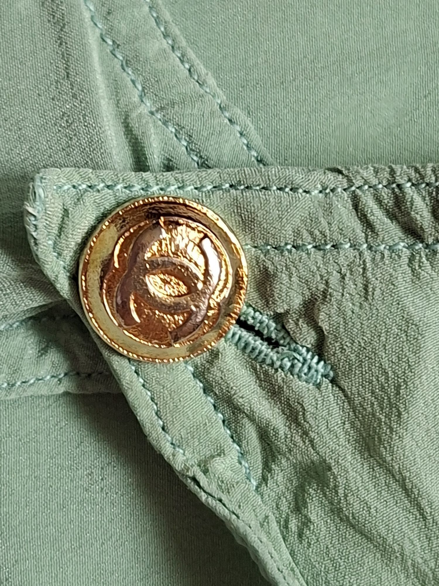 Chanel Chanel Vintage Gold Button Logo Silk Mint Blouse Size S / US 4 / IT 40 - 1 Thumbnail