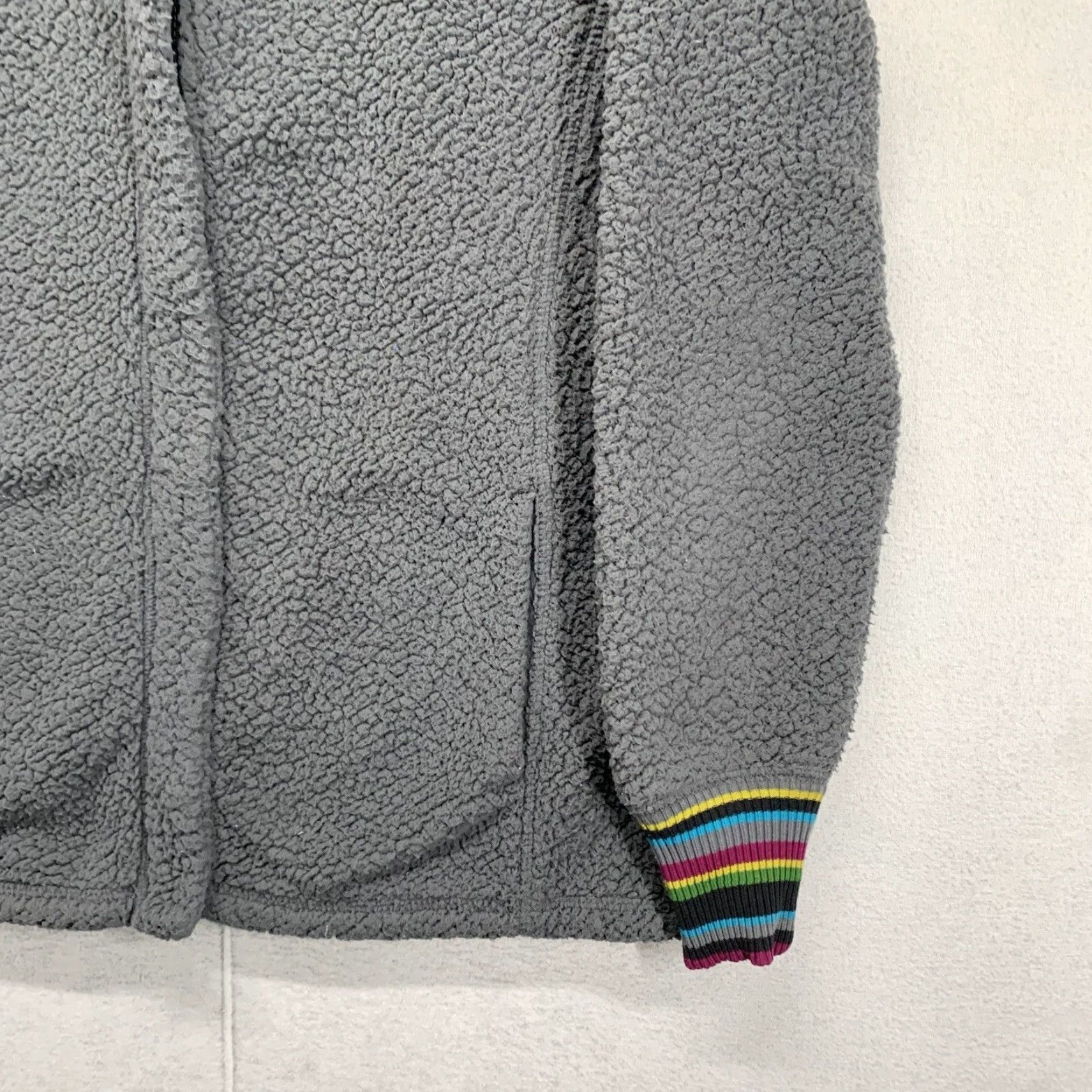 Life is Good Life is Good Hoodie Women’s XS Gray Full Zip Sherpa Fleece Relaxed Fit Logo Zipper Pockets Hooded Casual Autumn Winter Rainbow 100% Polyester Size XS / US 0-2 / IT 36-38 - 6 Thumbnail