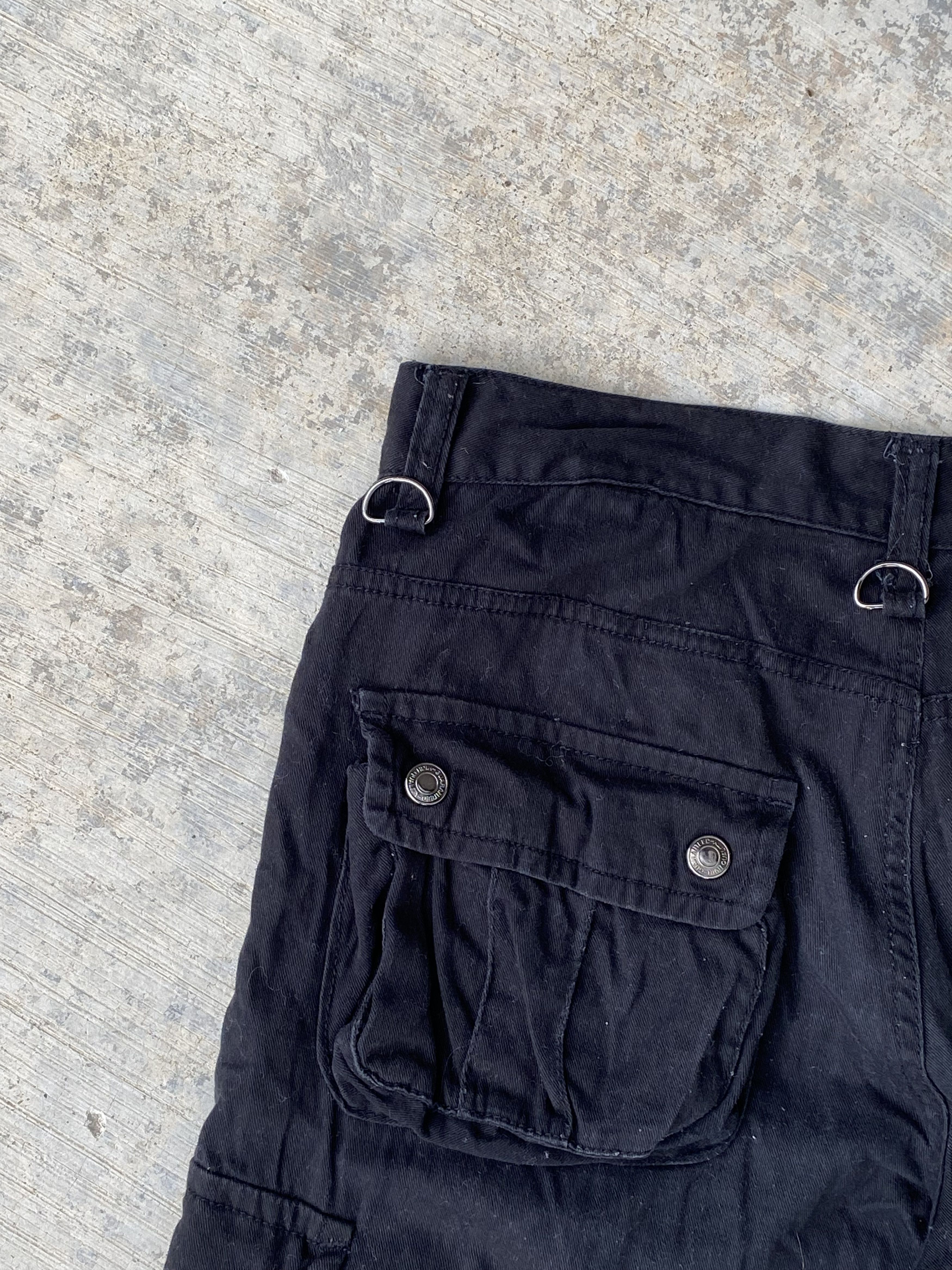 Japanese Brand × Seditionaries × Vintage Vintage lowbox punk bondage cargo shorts Size US 30 / EU 46 - 6 Thumbnail