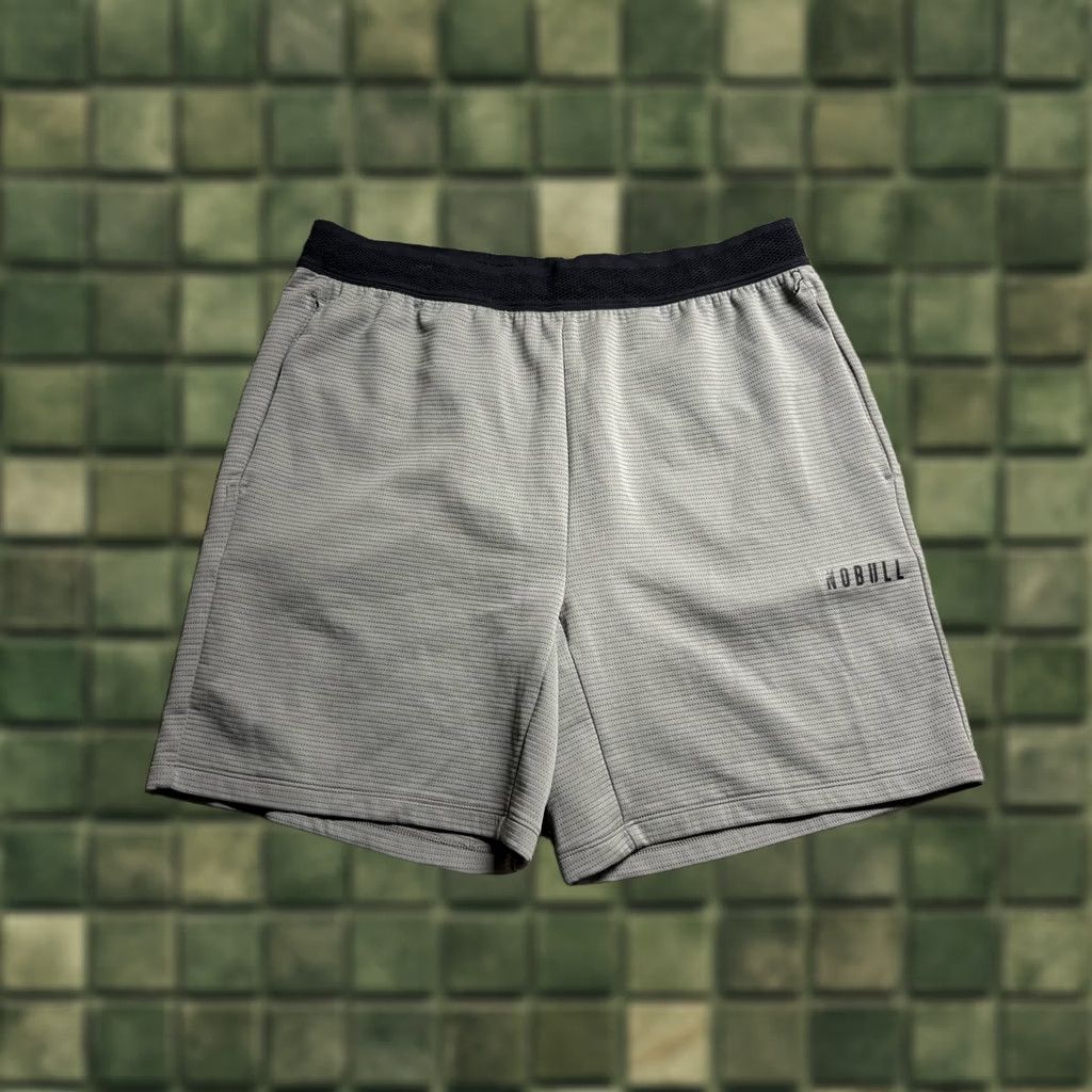 Vintage NOBULL Shorts Mens Large Gray Unlined Training Athletic Performance Gym Stretch Shorts Size US 33 - 1 Thumbnail