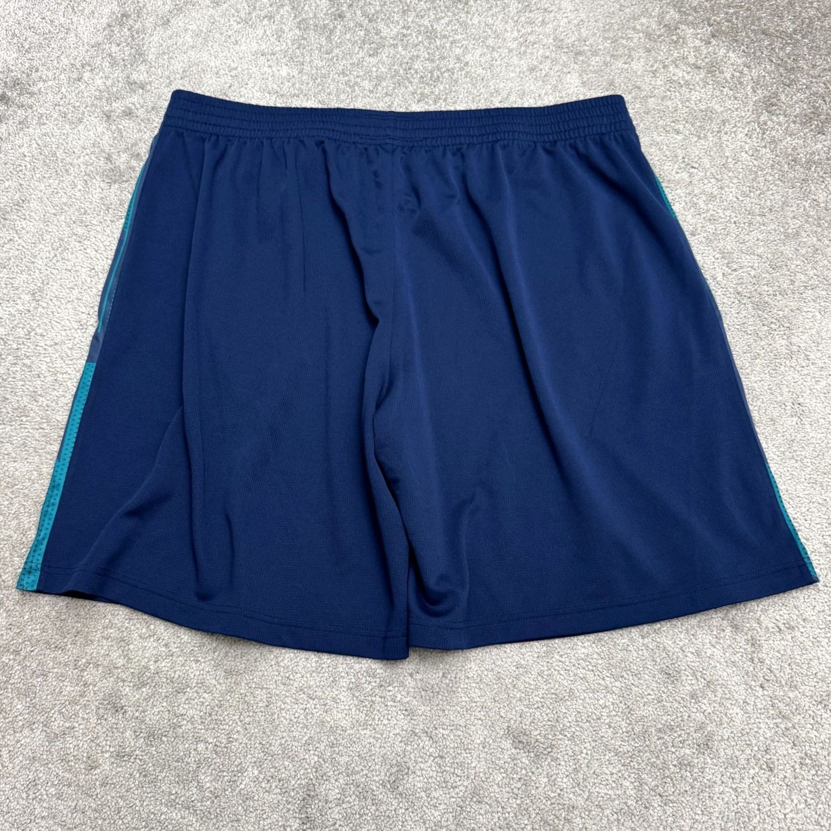 Vintage Foundry Basketball Training Shorts Men 3XL Blue Black Performance Athletic Shorts Size US 39 - 2 Thumbnail