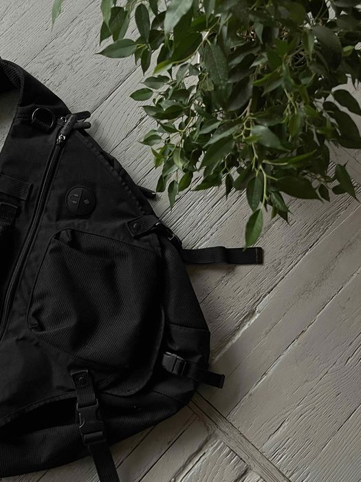 Vintage 00s Gap Tactical Sling Bag like Oakley Sandbag | Grailed