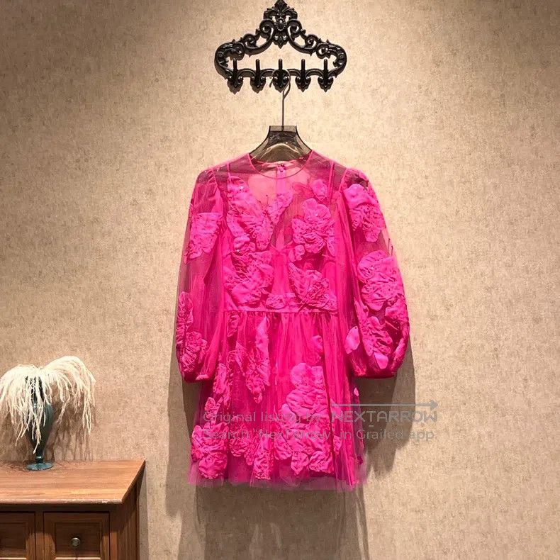 Valentino Valentino Magenta lace floral butterfly dress Size S / US 4 / IT 40 - 1 Thumbnail