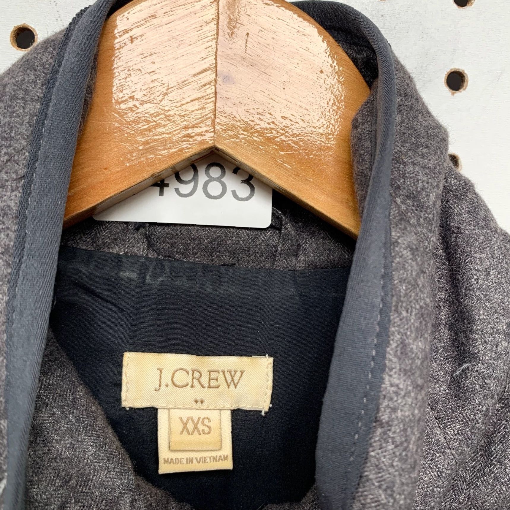 J.Crew JCrew Down Puffer Vest Womens 2XS Gray Sleeveless Quilted Layers Winter Vest Gray 2XS Womens Mens Girls Bags? Size XXS / US 00 / IT 34 - 4 Thumbnail