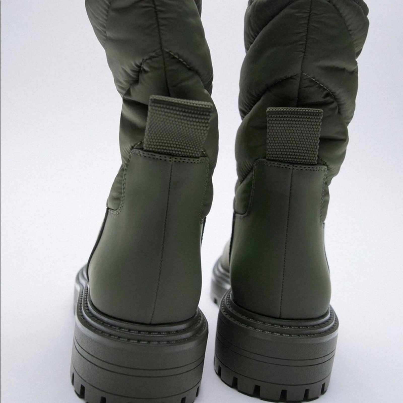 Zara Zara Quilted Rubberized Low Heel ankle Boots Size US 9 / IT 39 - 7 Thumbnail
