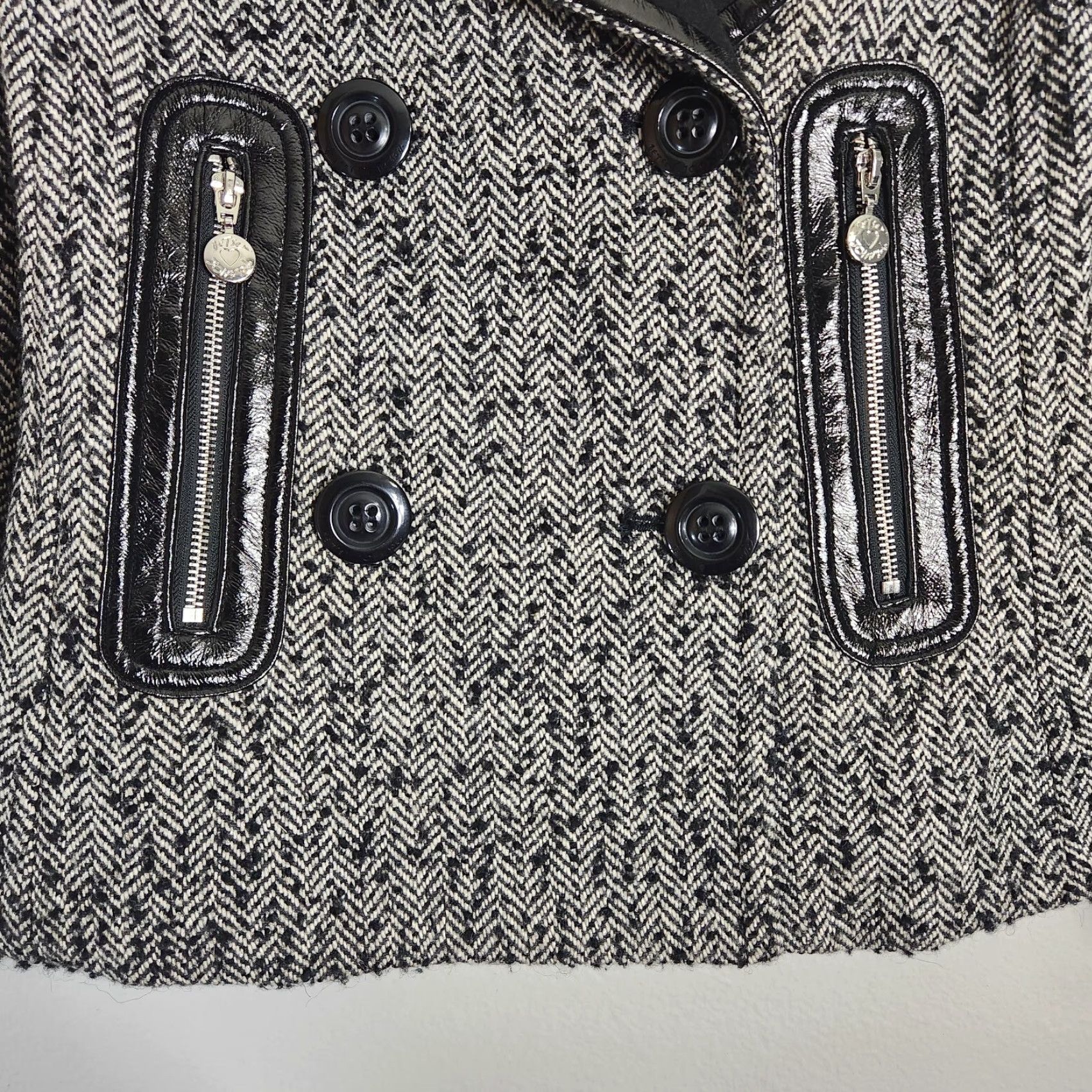 Betsey Johnson VINTAGE Betsey Johnson Peacoat Womens Black/Ivory Tweed Double Breasted Short Wool Blend Coat XS Black Womens Size XS / US 0-2 / IT 36-38 - 3 Thumbnail