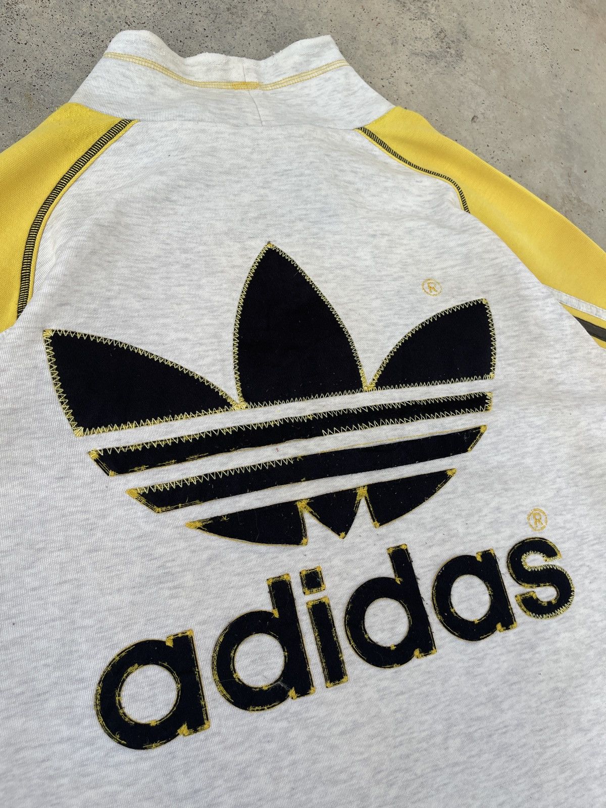 Adidas × Vintage Vintage 90s Adidas Trefoil Big Logo Sweatshirt Size US L / EU 52-54 / 3 - 12 Thumbnail