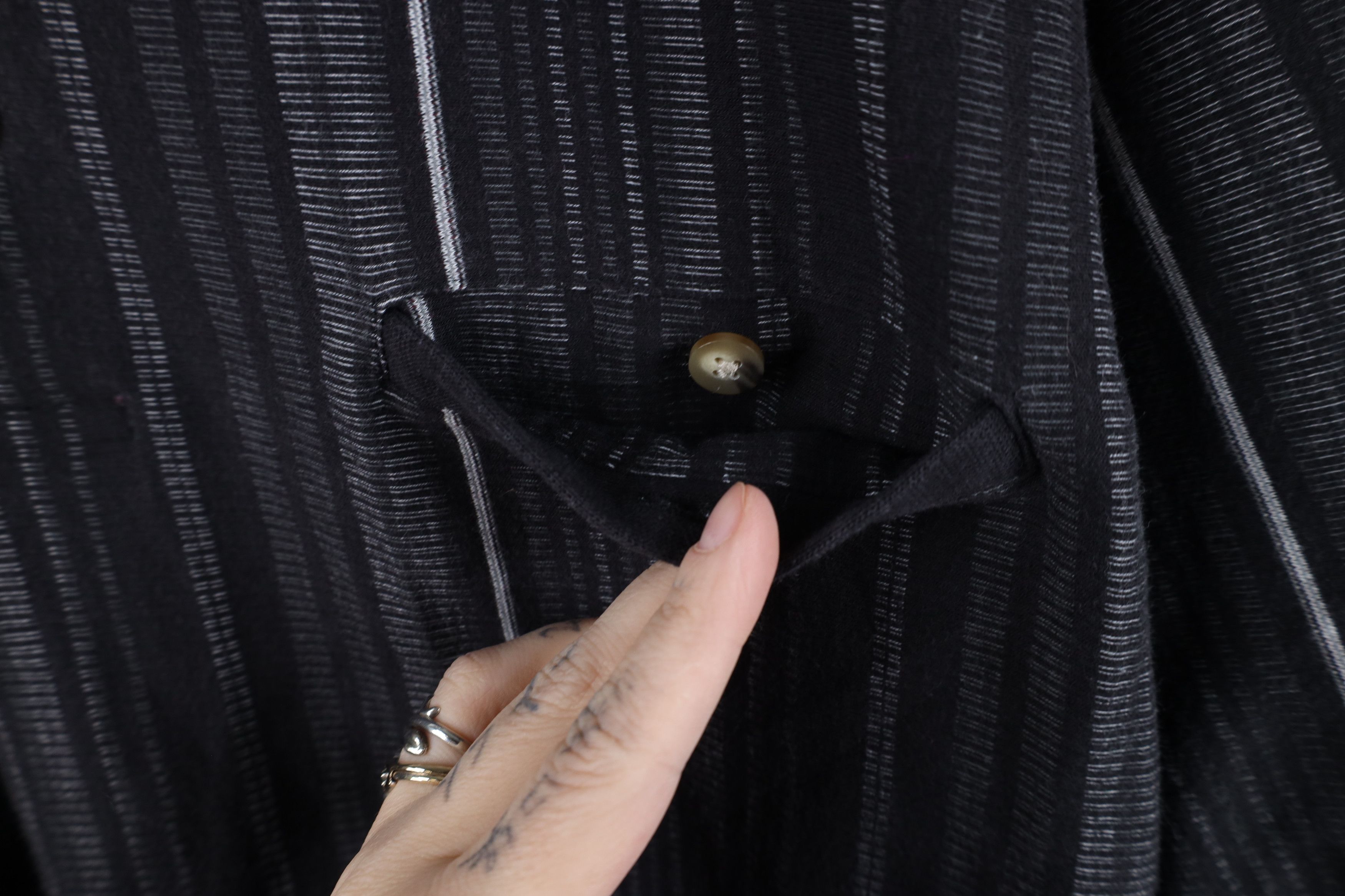 Vintage Vintage 90s Streetwear Collared Pullover Polo Shirt Black Size US XL / EU 56 / 4 - 5 Thumbnail