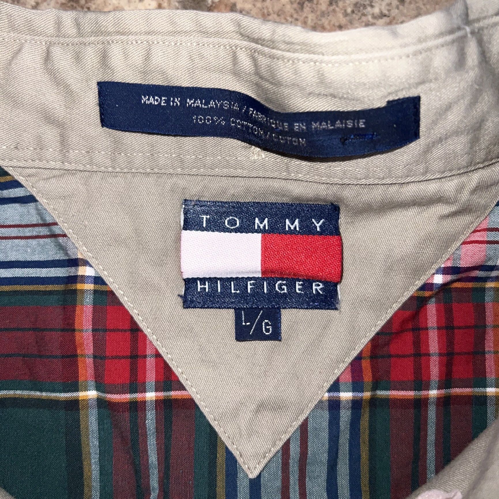 Tommy Hilfiger VINTAGE Tommy Hilfiger Beige Plaid Button-Up Shirt Mens Size L Beige plaid long sleeve shirt Mens L Size US L / EU 52-54 / 3 - 3 Thumbnail