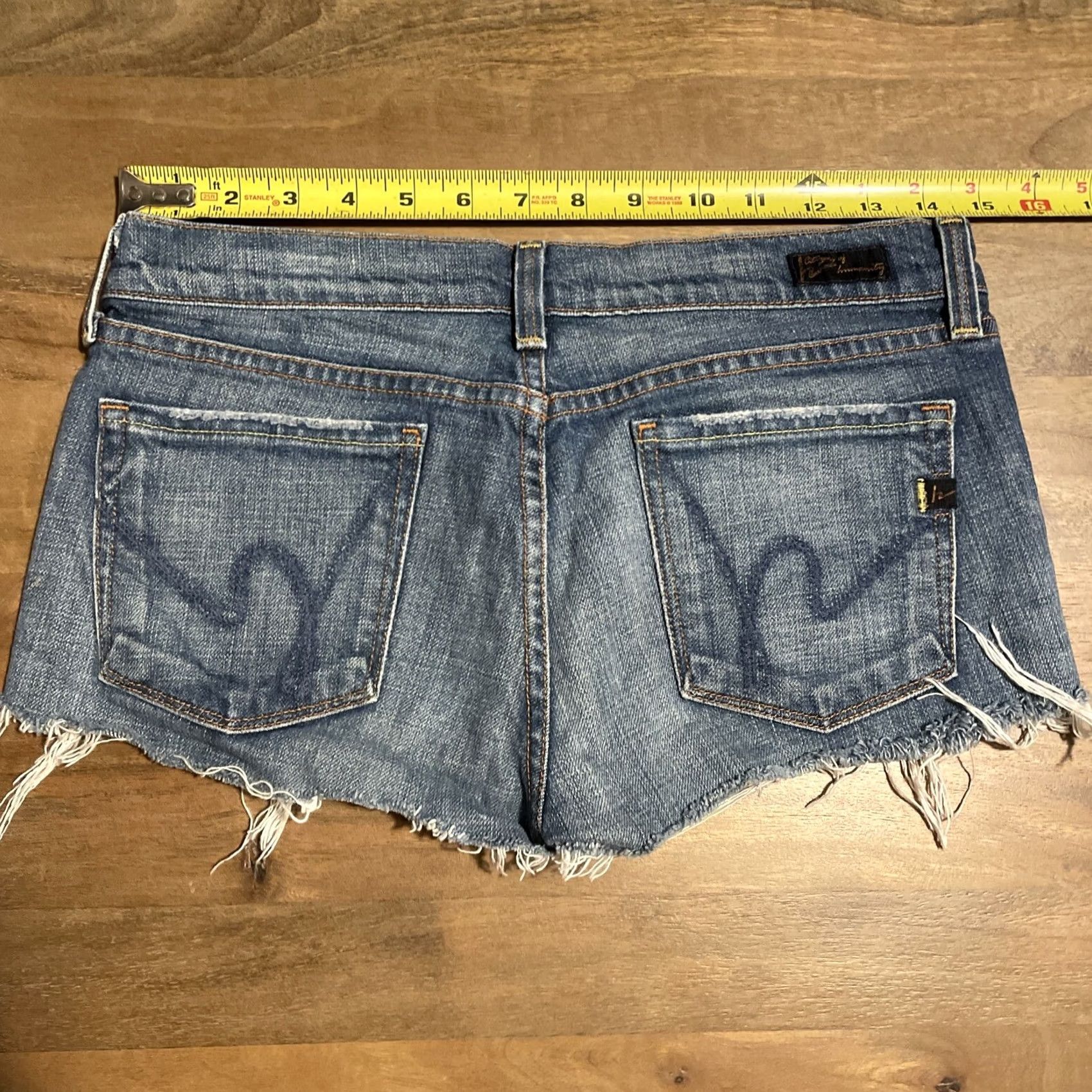 Citizens Of Humanity Citizen of Humanity Jeans Shorts Blue Low Waist Cropped Raw Hem Stretch Size 28 Women 90s Size 28" / US 6 / IT 42 - 7 Thumbnail
