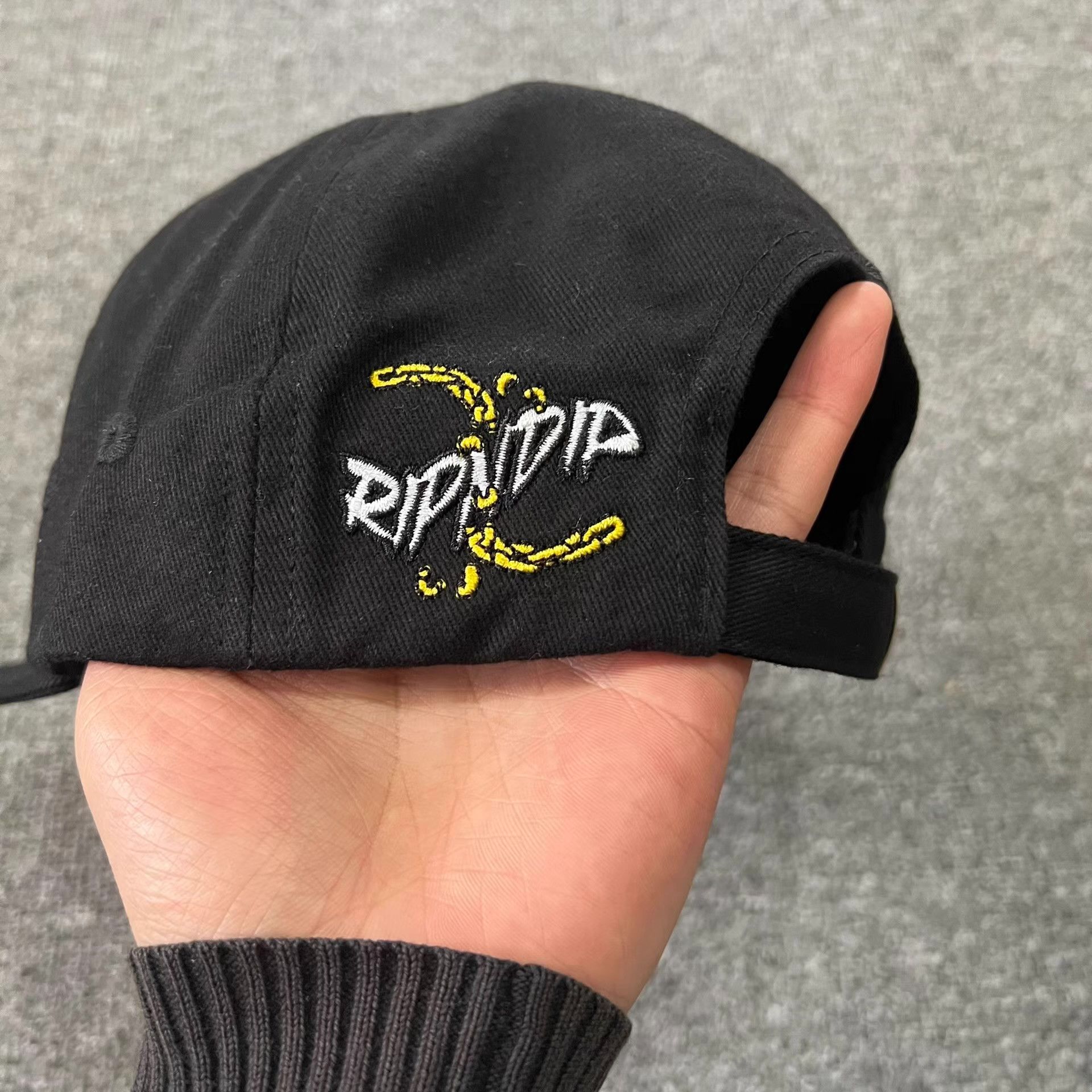RIPNDIP Ripndip Hell Cerberus Cat Embroidered Baseball Cap Q7 Size ONE SIZE - 4 Thumbnail
