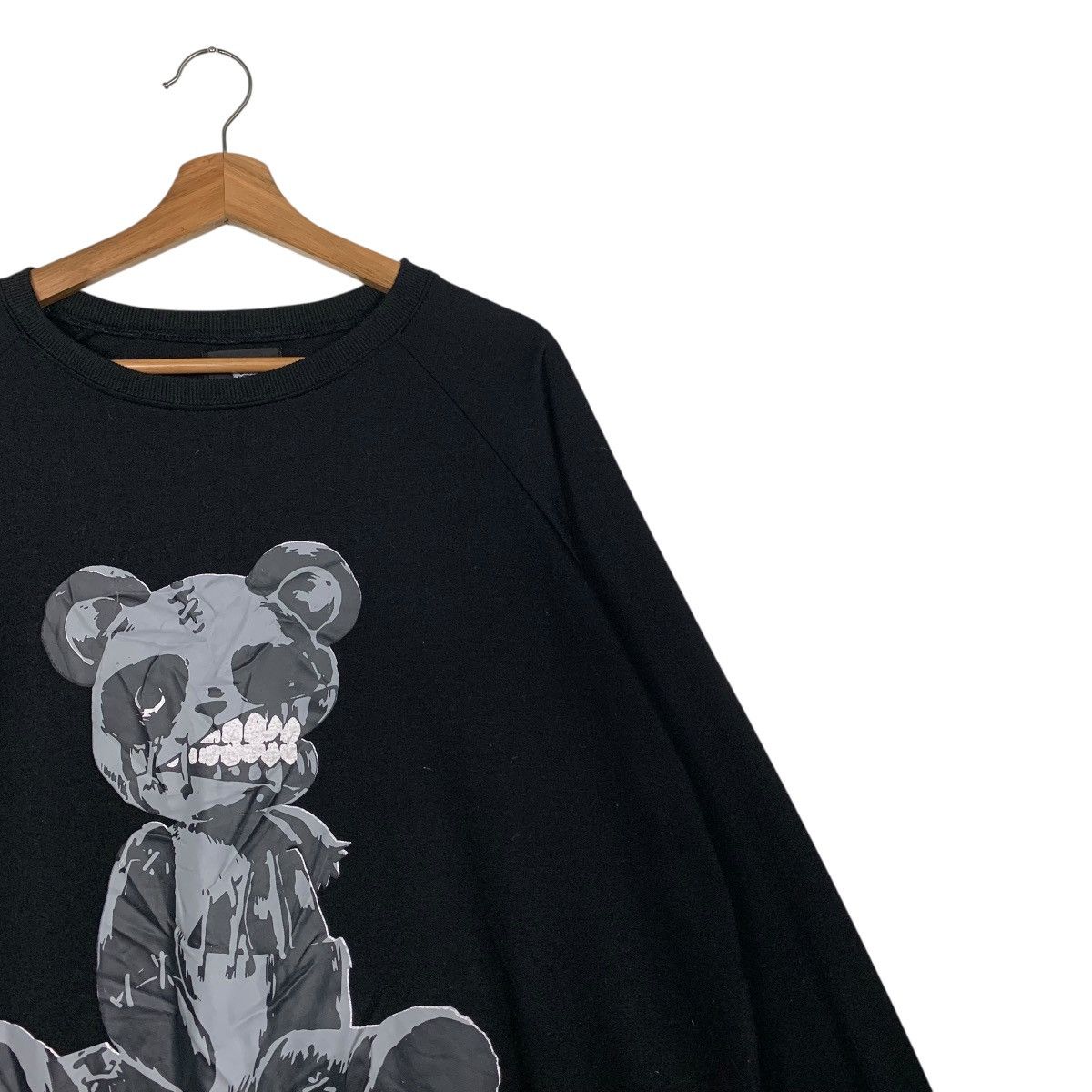 Japanese Brand Distressed Dark Teddy Bear Graphics Sweatshirt #3571-C163 Size US XL / EU 56 / 4 - 4 Thumbnail