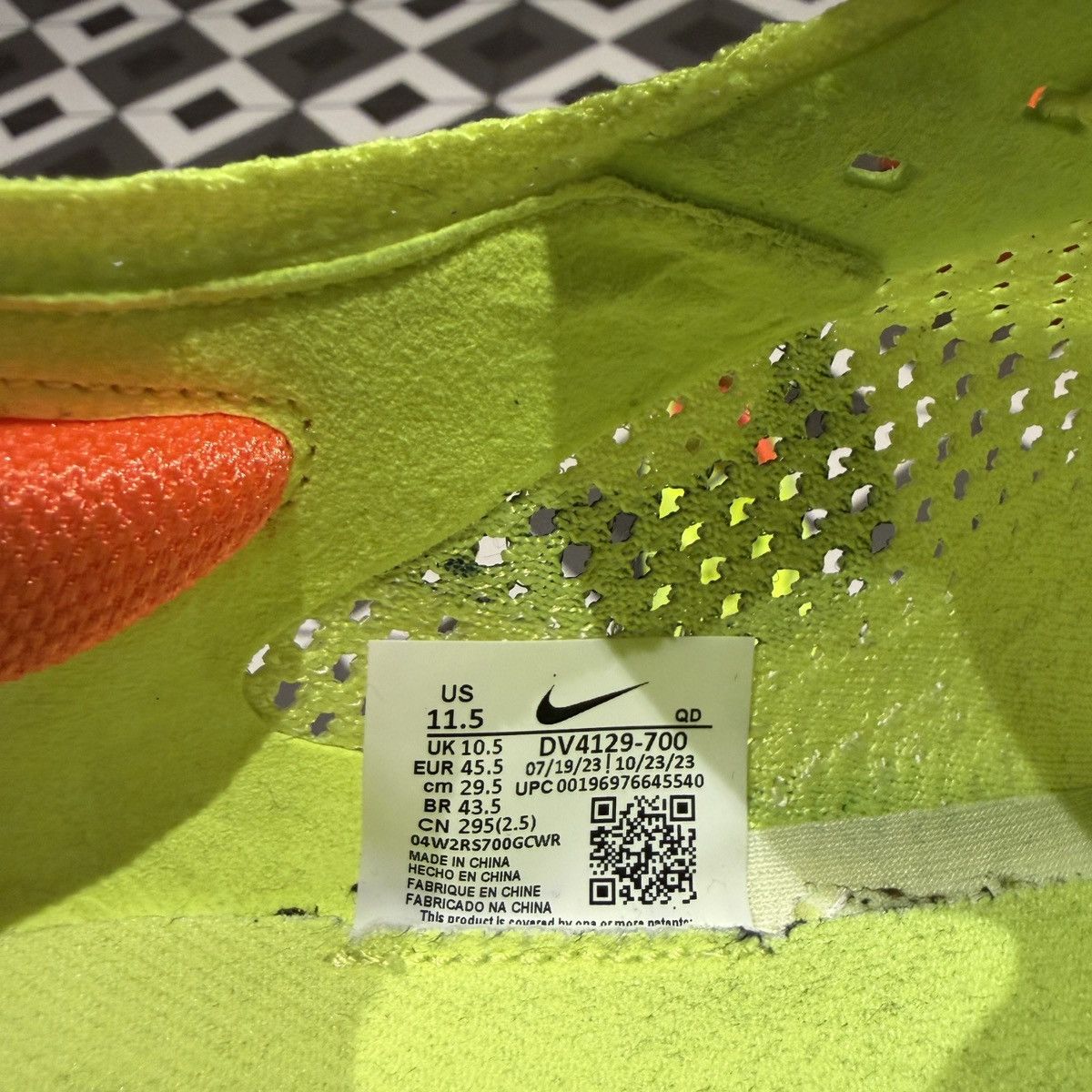 Nike Nike Vaporfly 3 Size US 11.5 / EU 44-45 - 7 Thumbnail