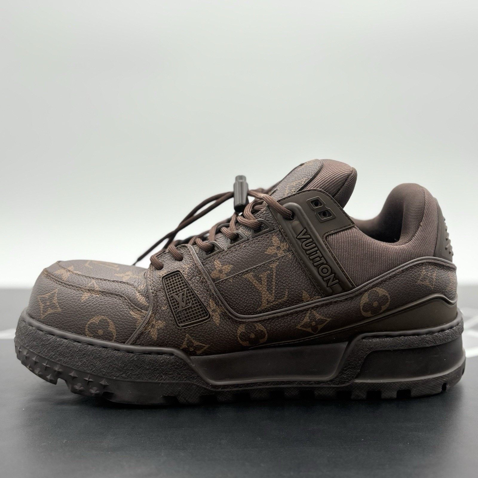 Louis Vuitton (9-9.5 US) Louis Vuitton Monogram Maxi ' Ebene ' | WORN 1-3x Size US 9.5 / EU 42-43 - 4 Thumbnail