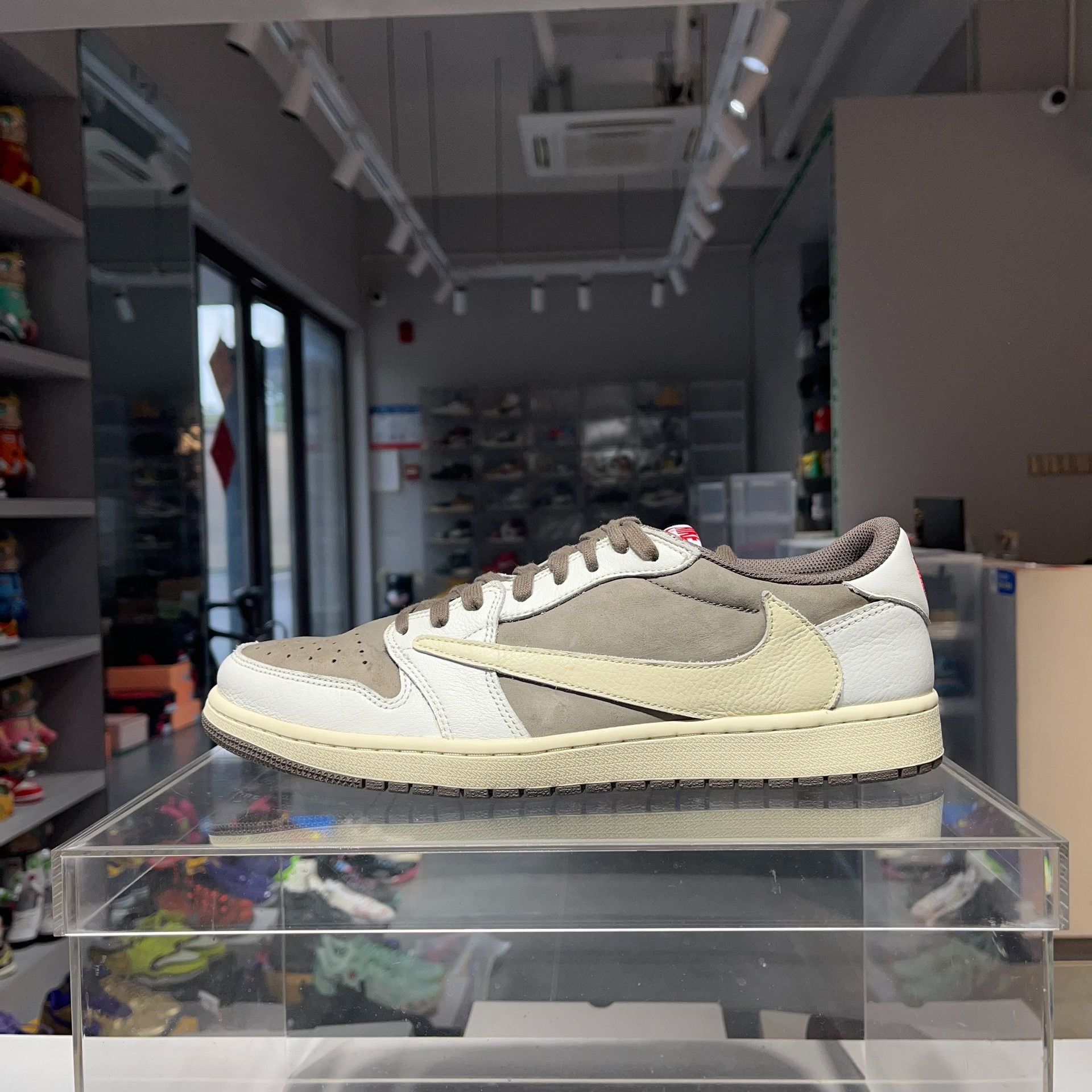 Nike Nike Lowtop Sneakers 47.5 Men Size US 14 / EU 47 - 1 Thumbnail