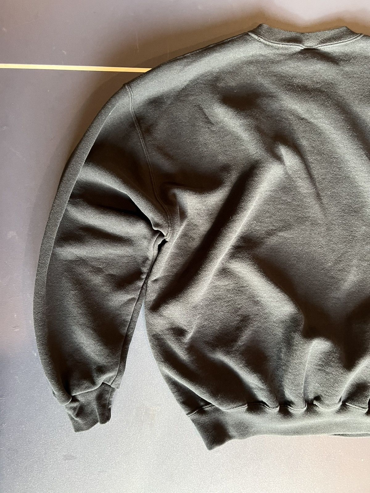 Russell Athletic Russell Black Crewneck Size US XL / EU 56 / 4 - 11 Thumbnail