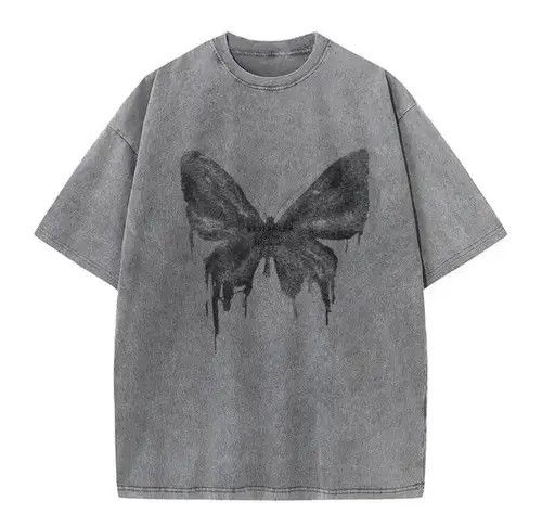 Japanese Brand Vintage Design Moth Printed Tshirt Size US L / EU 52-54 / 3 - 4 Thumbnail