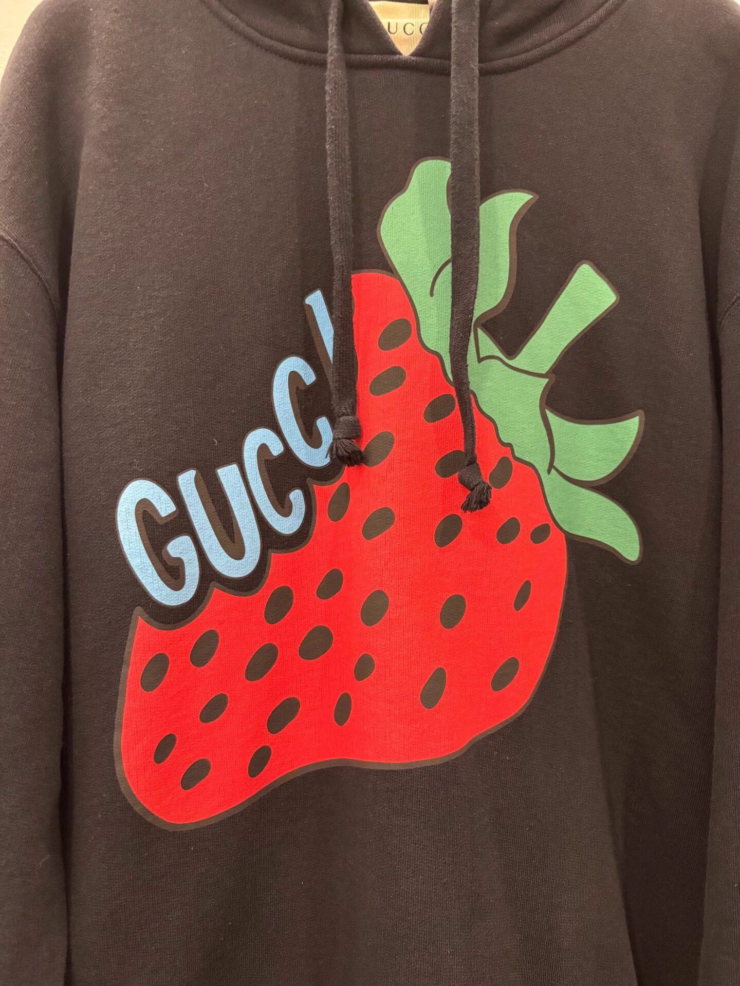 Gucci Gucci Red Strawberry Logo Black M LS Sweat S Size S / US 4 / IT 40 - 4 Thumbnail