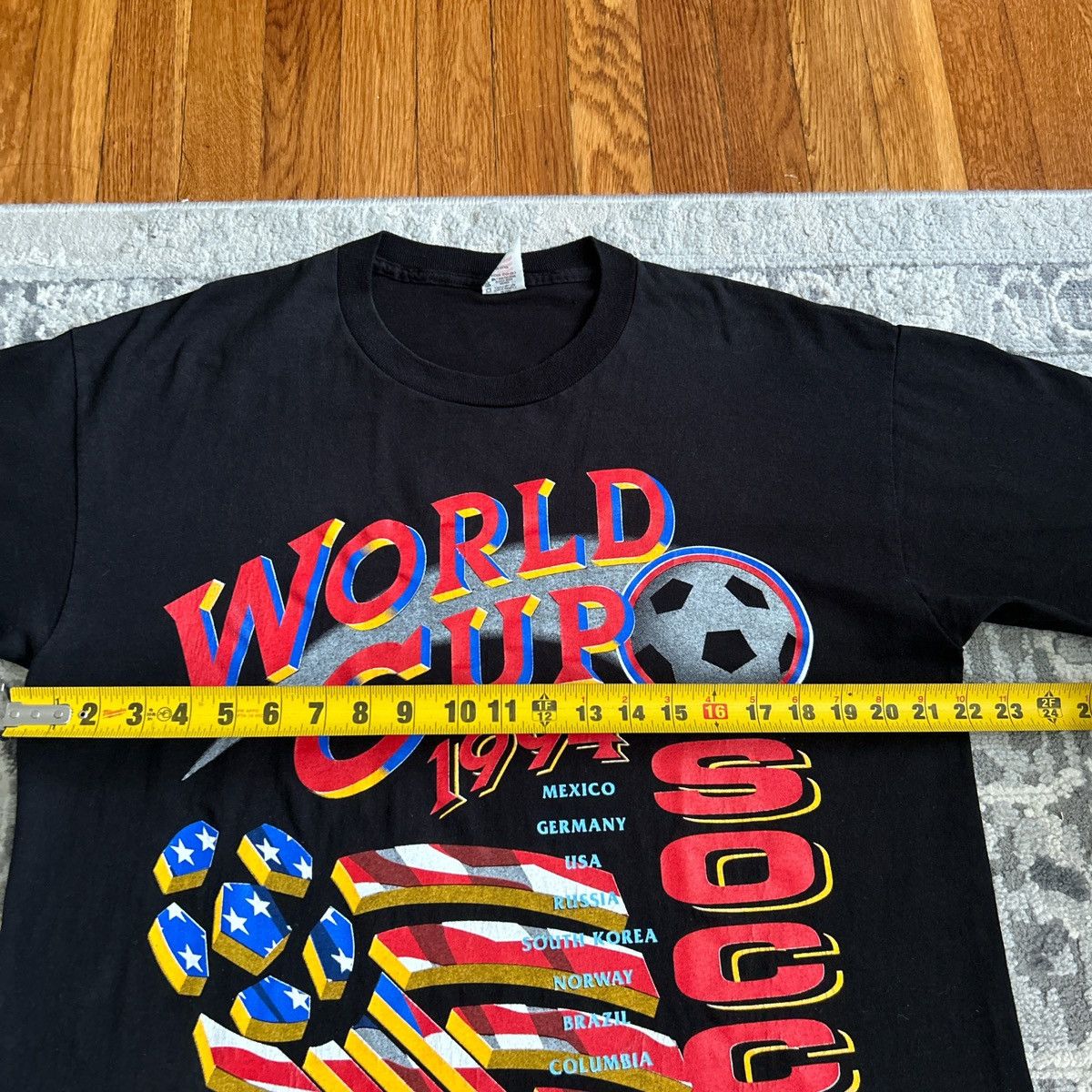 Vintage Vintage World Cup T-Shirt Size US L / EU 52-54 / 3 - 6 Thumbnail