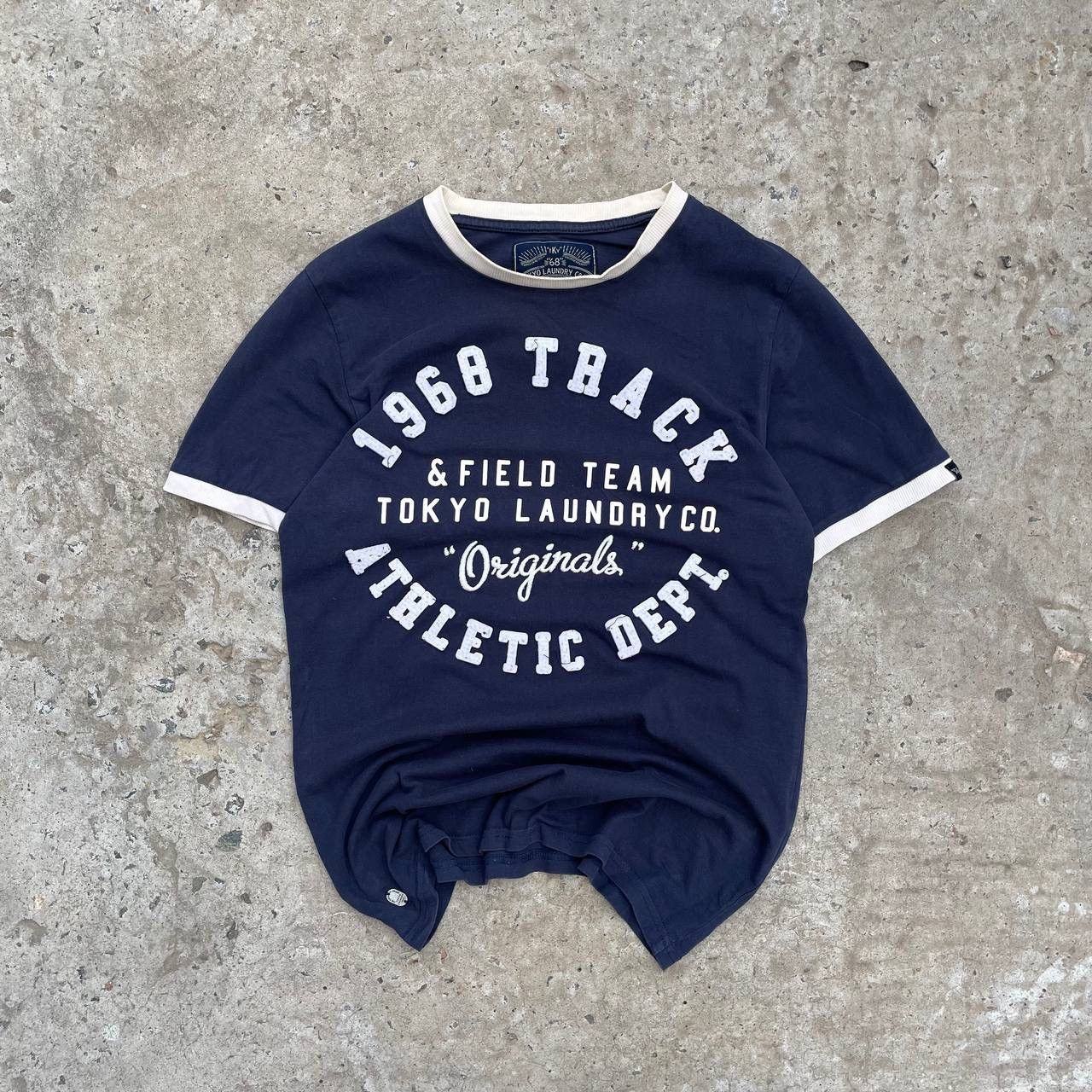 AZS Tokyo Vintage Japanese Brand Tokyo Landry Co T-shirts Big Loog Y2K Size US S / EU 44-46 / 1 - 1 Thumbnail