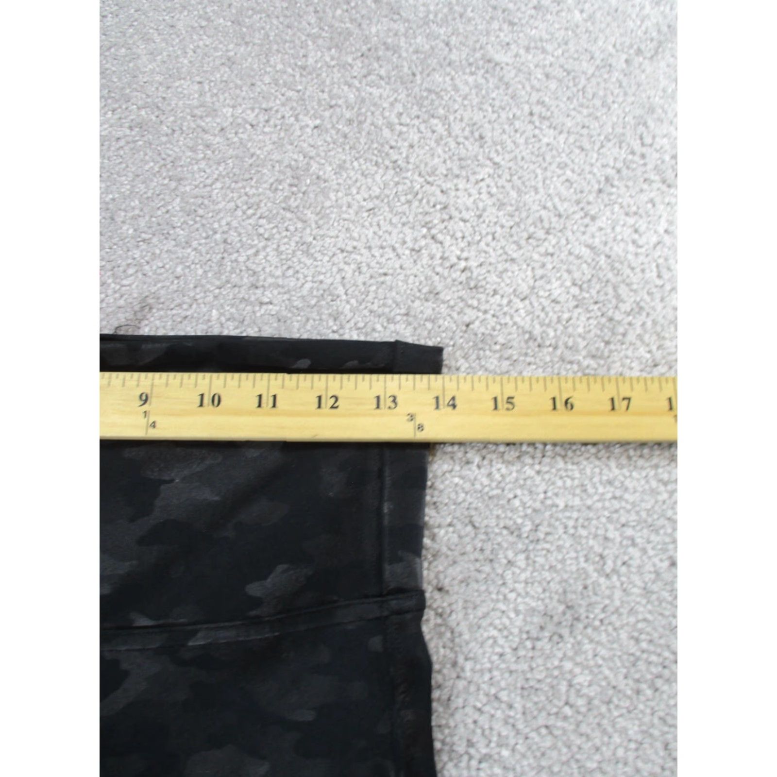 Spanx VINTAGE Spanx Leggings Womens Large Activewear Casual Travel Yoga Gym & Training Black Camouflage 2010s Womens Size 36" / US 14 / IT 50 - 6 Thumbnail