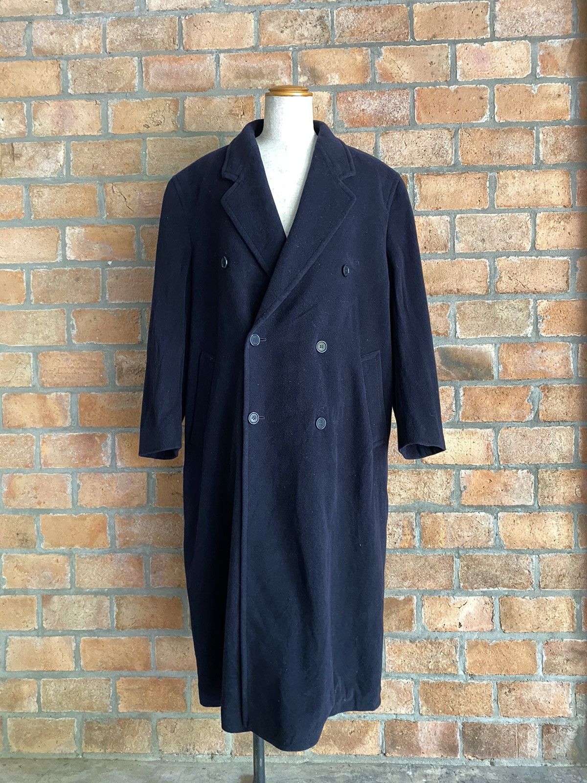Yves Saint Laurent YVES SAINT LAURENT pour homme Navy Double-Breasted Coat Size US XXL / EU 58 / 5 - 16 Thumbnail