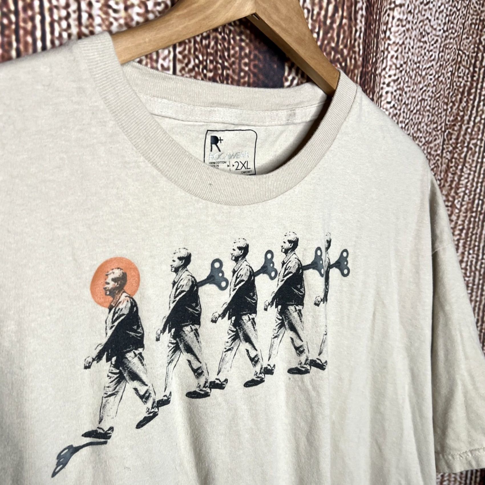 Rocawear Rocawear T-Shirt Mens 2XL Beige Short Sleeve Crew Neck Graphic Print Vintage Hip Hop Logo Jersey Cotton Size US XXL / EU 58 / 5 - 2 Thumbnail