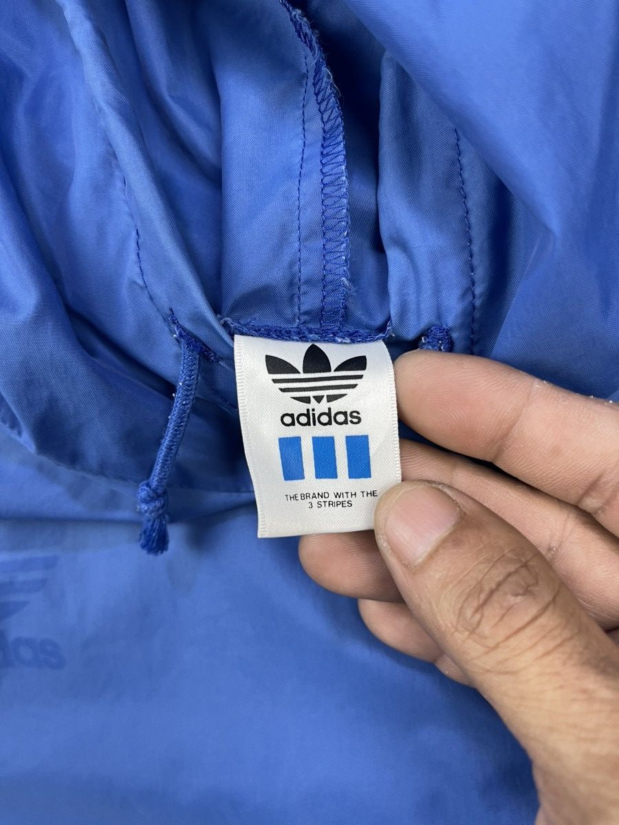 Adidas Vintage Adidas Trefoil Lightweight Coach Jackets Size US L / EU 52-54 / 3 - 9 Thumbnail