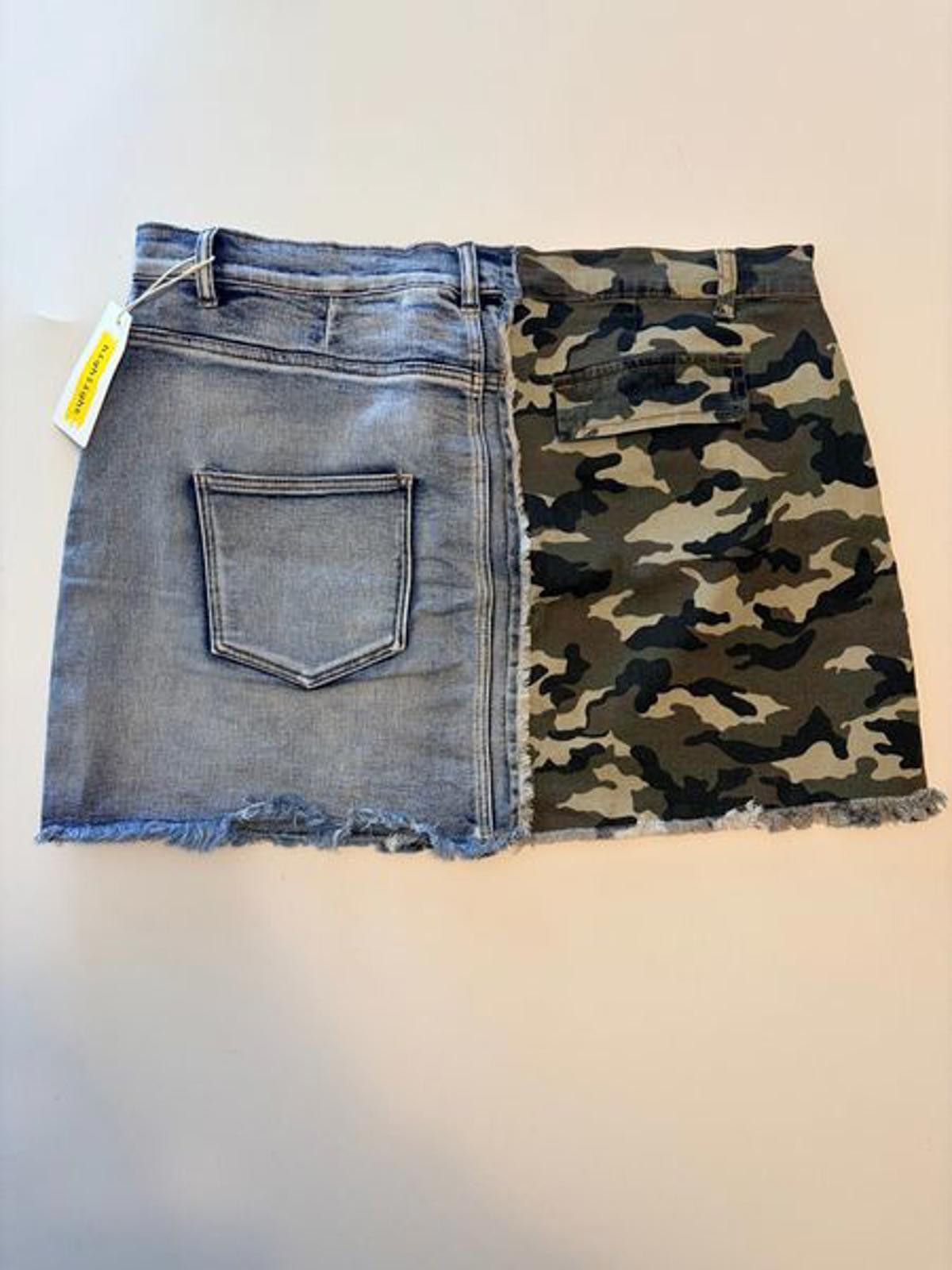Other Highlight Two-Tone Camo Mini Skirt (Size 3XL) Size 42" / US 20 - 2 Thumbnail
