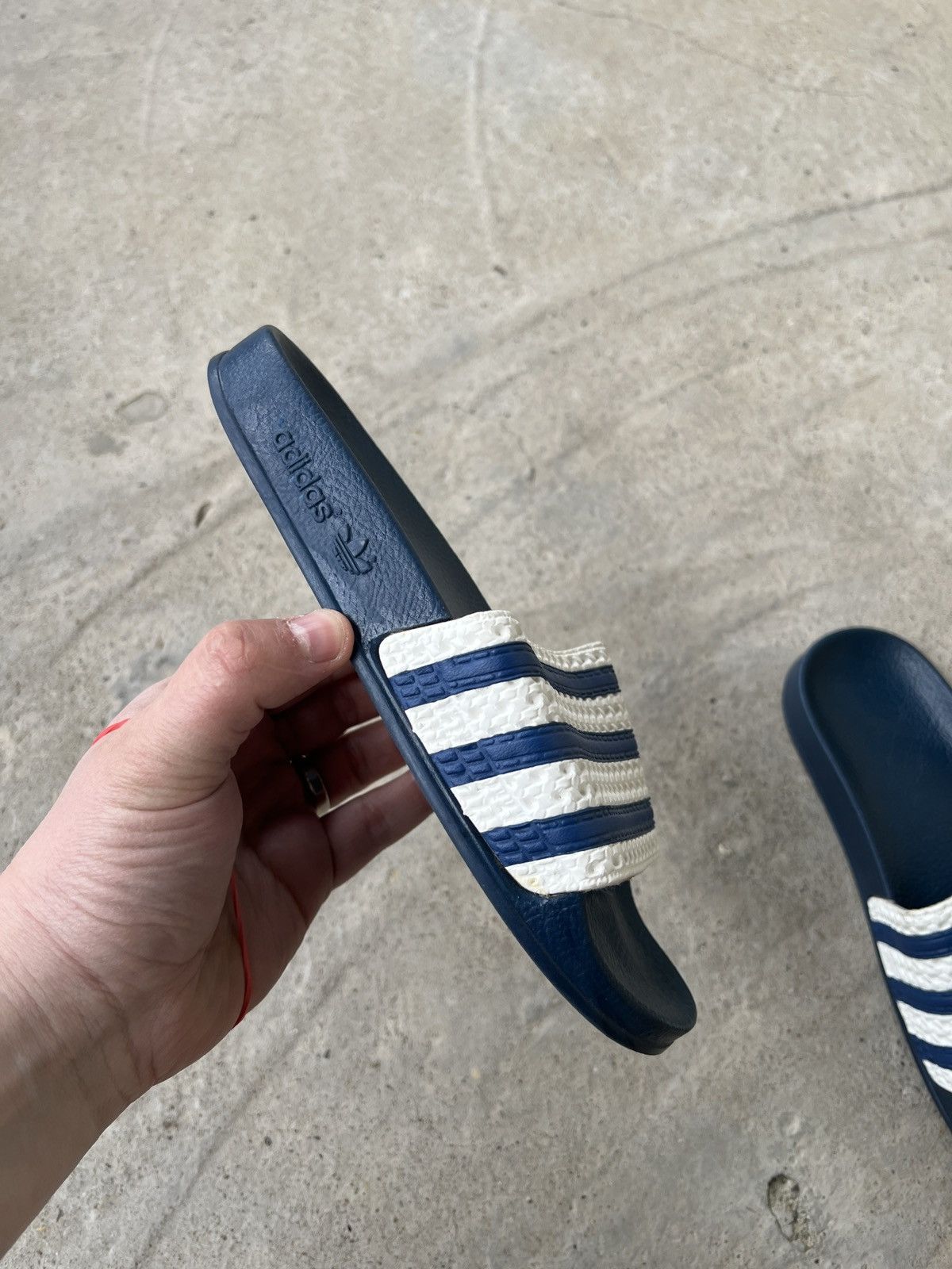 Adidas Adidas Adilette Slides Slippers Size US 5 / IT 35 - 2 Thumbnail