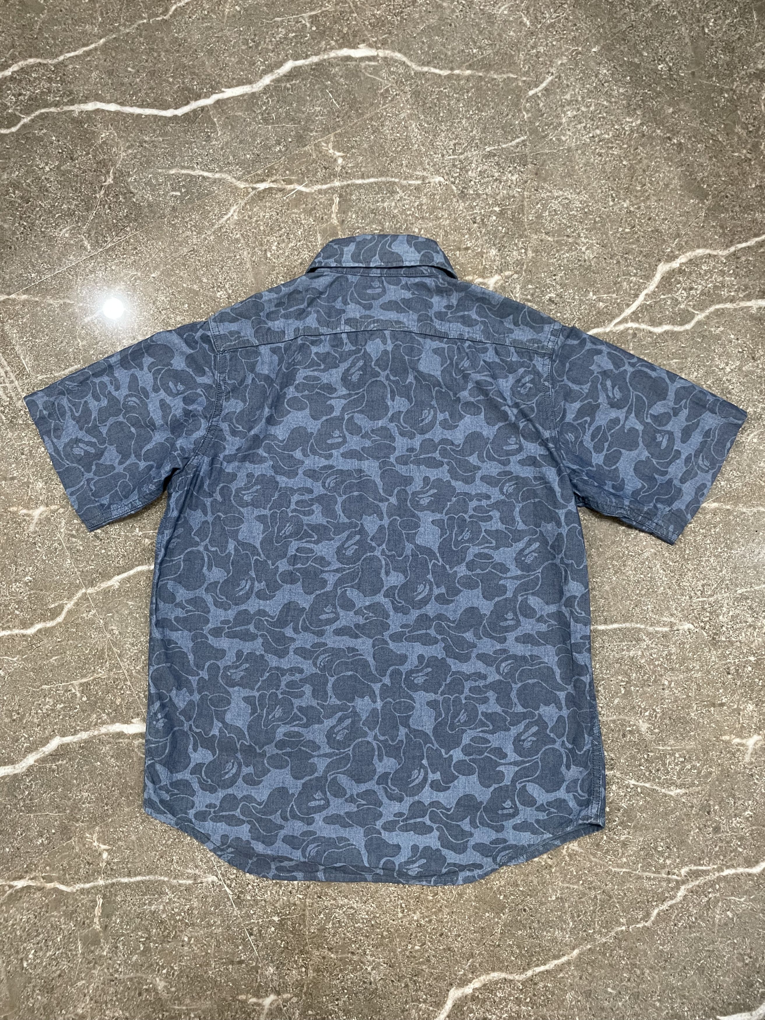 Bape Solid Camo Chambray Button Up S/S Shirt Size US M / EU 48-50 / 2 - 2 Thumbnail