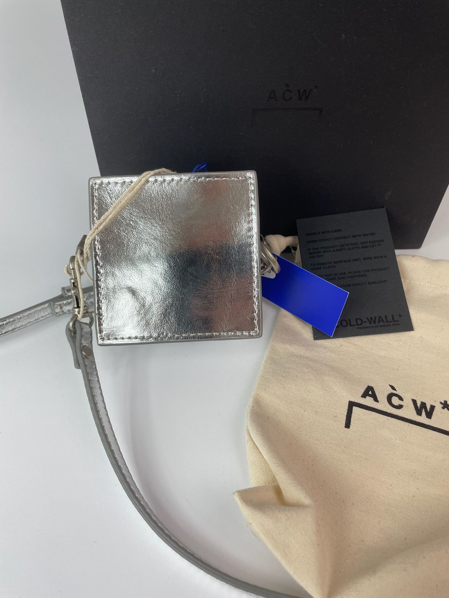 A-COLD-WALL* BNWT SQUARE LEATHER COIN POUCH WITH STRAP Size ONE SIZE - 5 Thumbnail