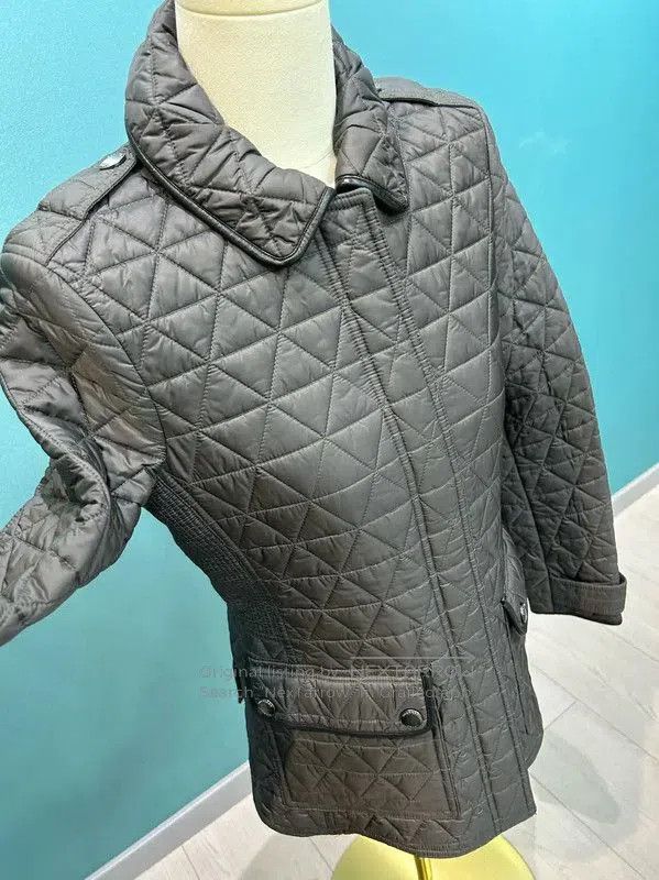 Burberry Burberry Quilted Gray Short Jacket for Women. Size S / US 4 / IT 40 - 5 Thumbnail