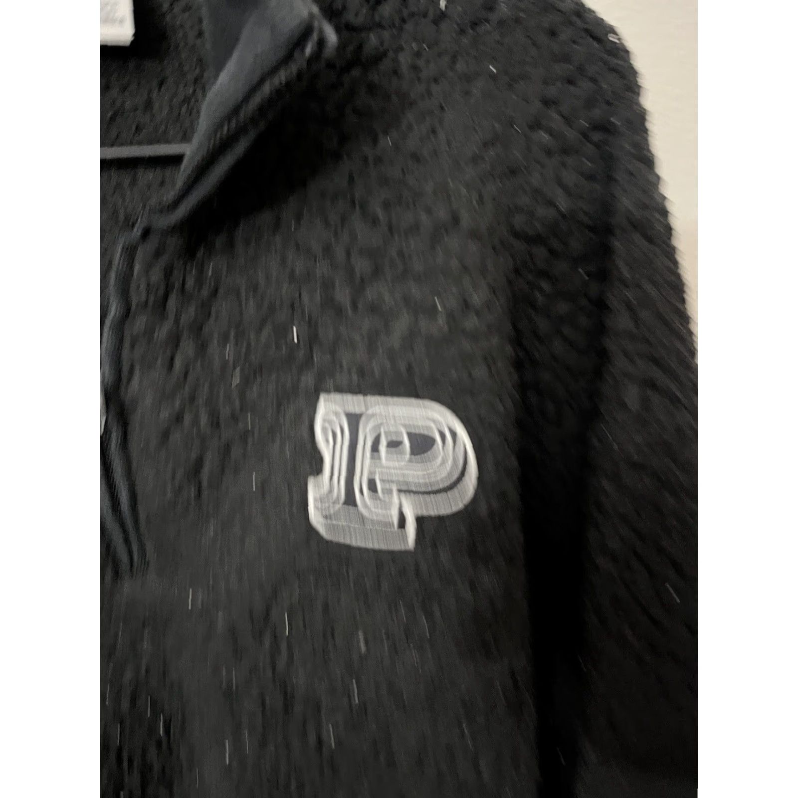 Victoria's Secret VINTAGE Victoria's Secret PINK Black Sherpa 1/4 Zip Long Sleeve Pullover Sweater Sz M Size M / US 6-8 / IT 42-44 - 2 Thumbnail