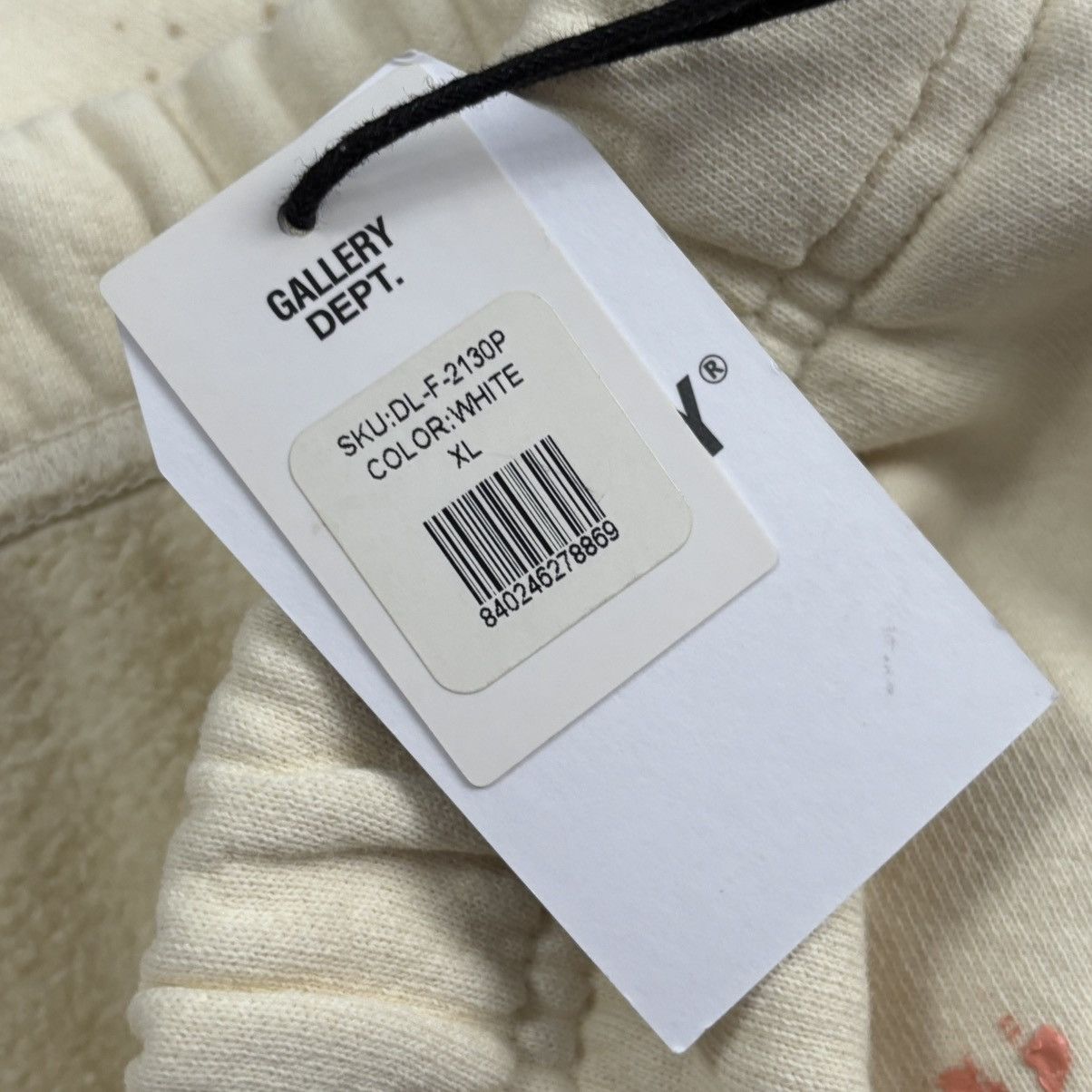 Gallery Dept. Gallery Dept Cream Paint Splattered Flare Sweats Size XL Size US 36 / EU 52 - 4 Thumbnail