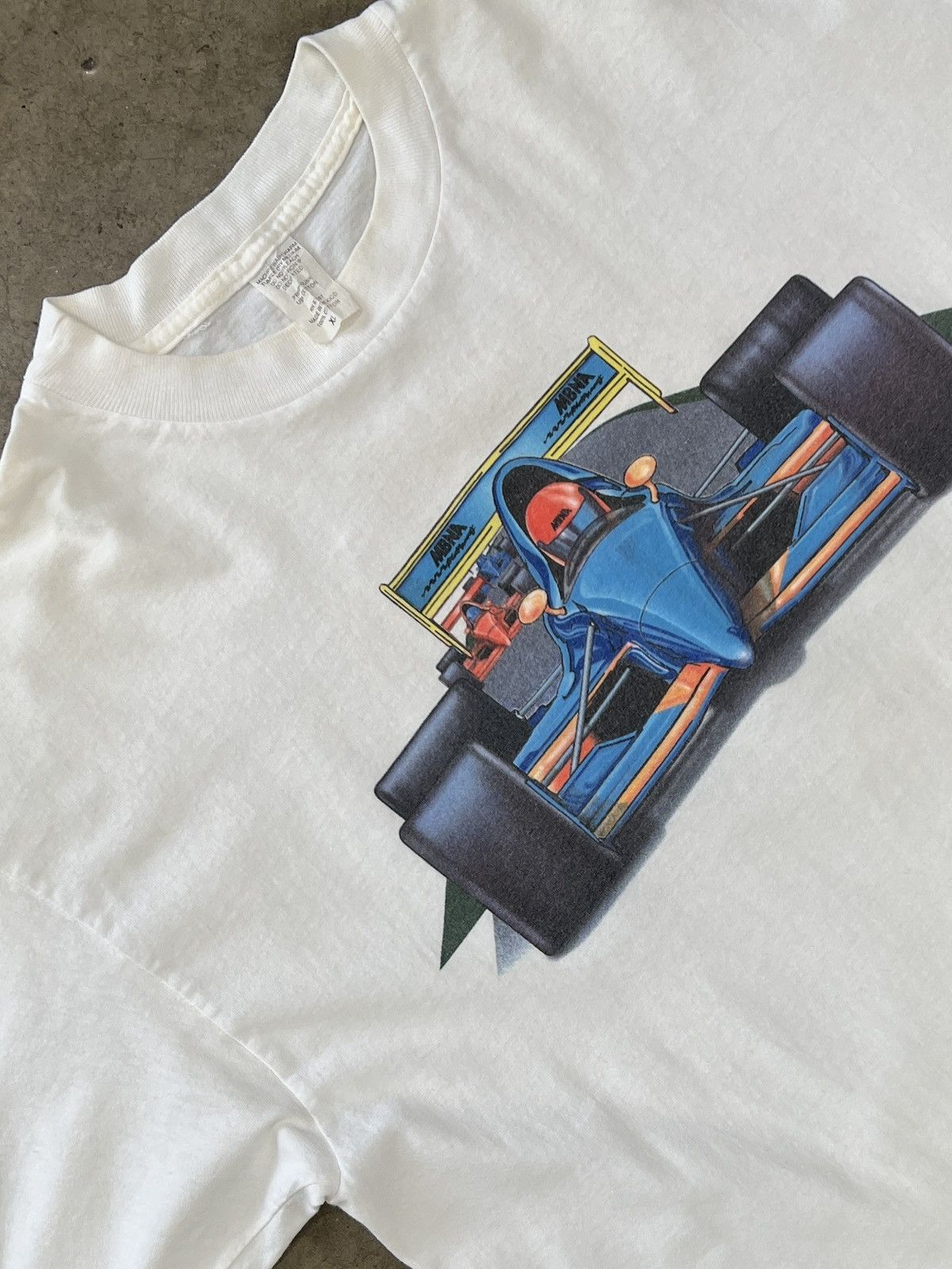 NASCAR Vintage MBNA Charge to the Front Racing Indy Racing Tee XL Size US XL / EU 56 / 4 - 1 Thumbnail
