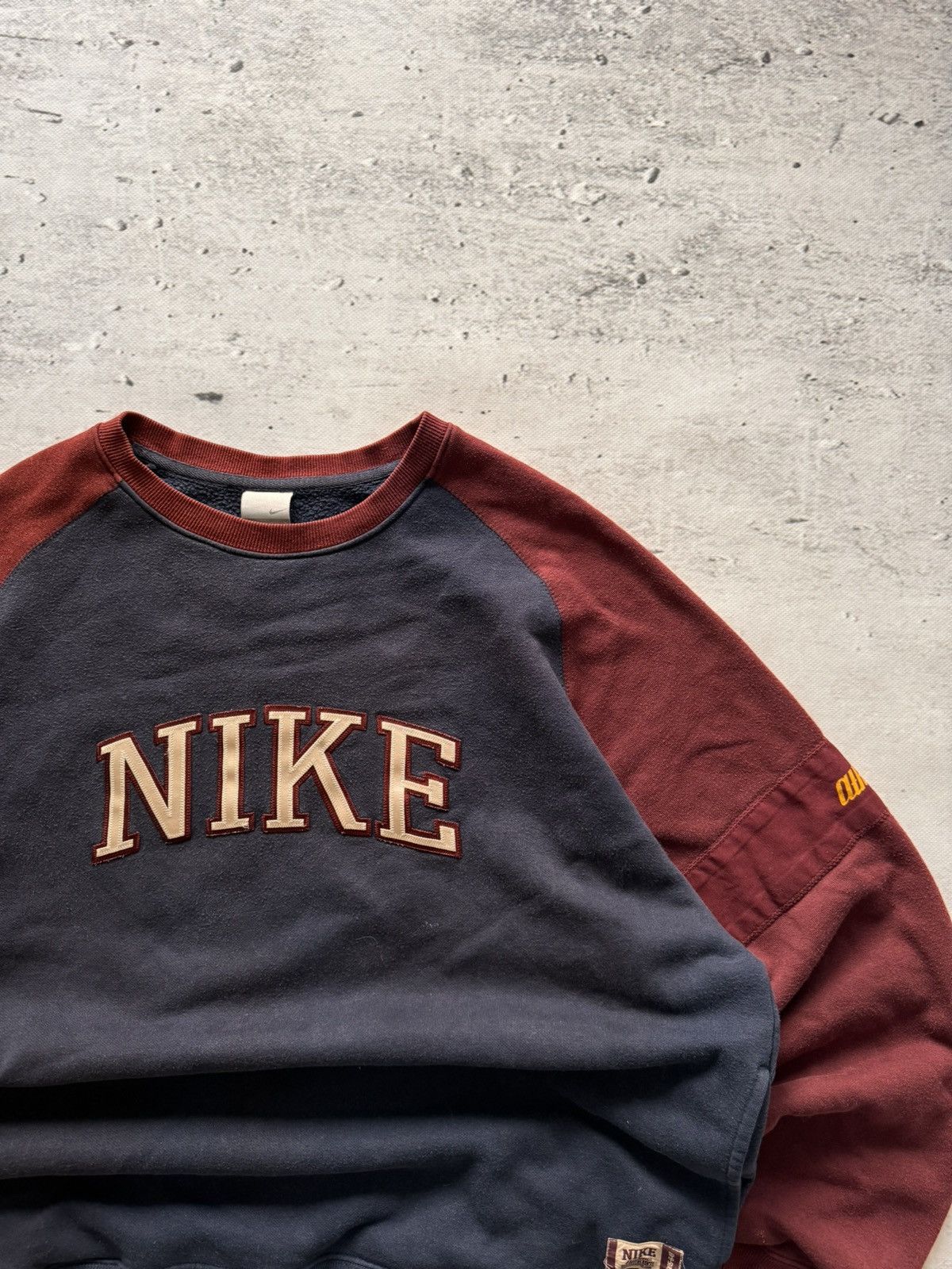 Nike × Vintage NIKE VINTAGE CENTER LOGO OVERSIZE BOXY SWEATSHIRT Size US XL / EU 56 / 4 - 4 Thumbnail