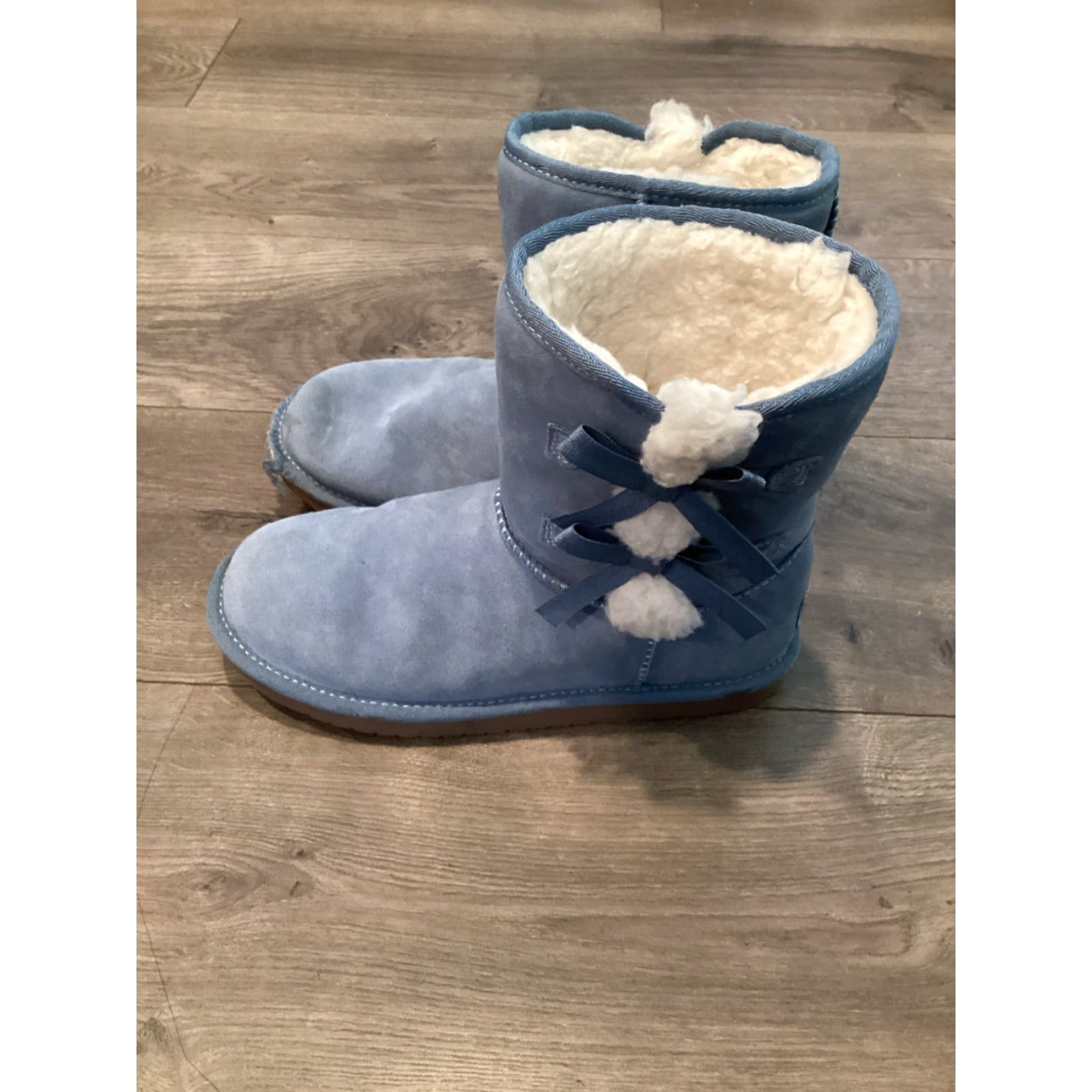 Ugg Koolaburra By UGG Victoria Short Boot Sheepskin Blue 5 Women Womens Bootie 4/5 UK US EU 37 Model 1019372 Size 27" / US 4 / IT 40 - 8 Thumbnail
