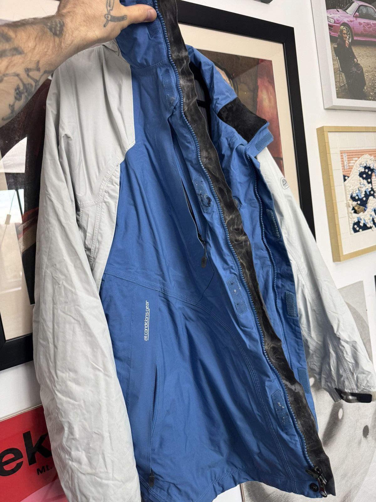 Nike Nike ACG Vintage Y2k Tech Windbreaker Jacket Hype Blue White Size US XL / EU 56 / 4 - 4 Thumbnail