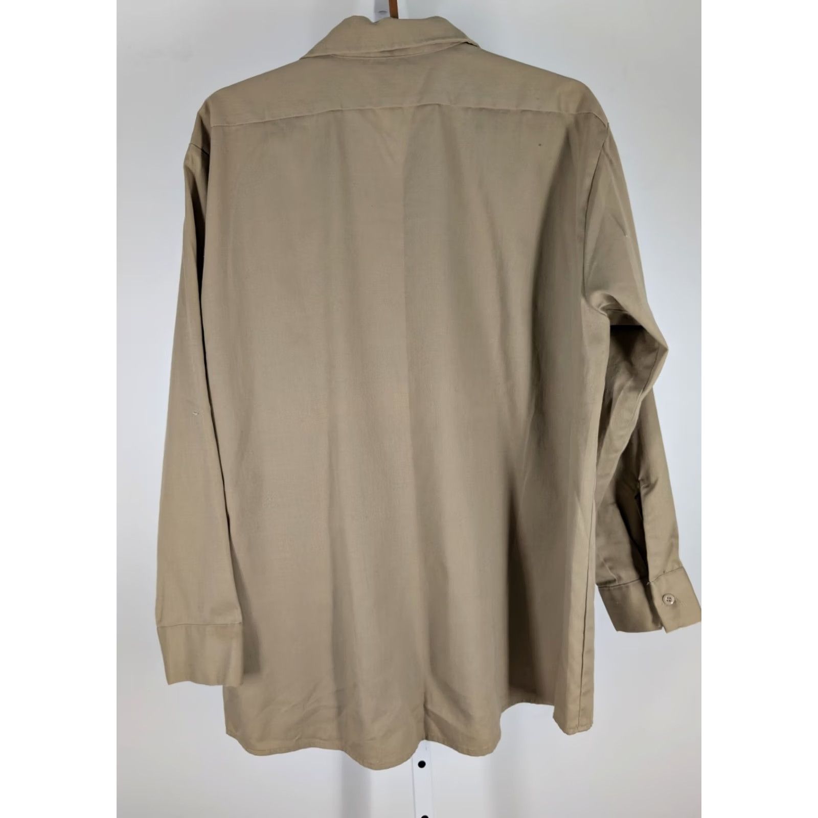 Vintage VINTAGE Blue Bell Wrangler Uniform Work Shirt Brown 60s 70s USA Large 16.5 Beige Cotton Button-Front Rockabilly Mens Size US XL / EU 56 / 4 - 3 Thumbnail