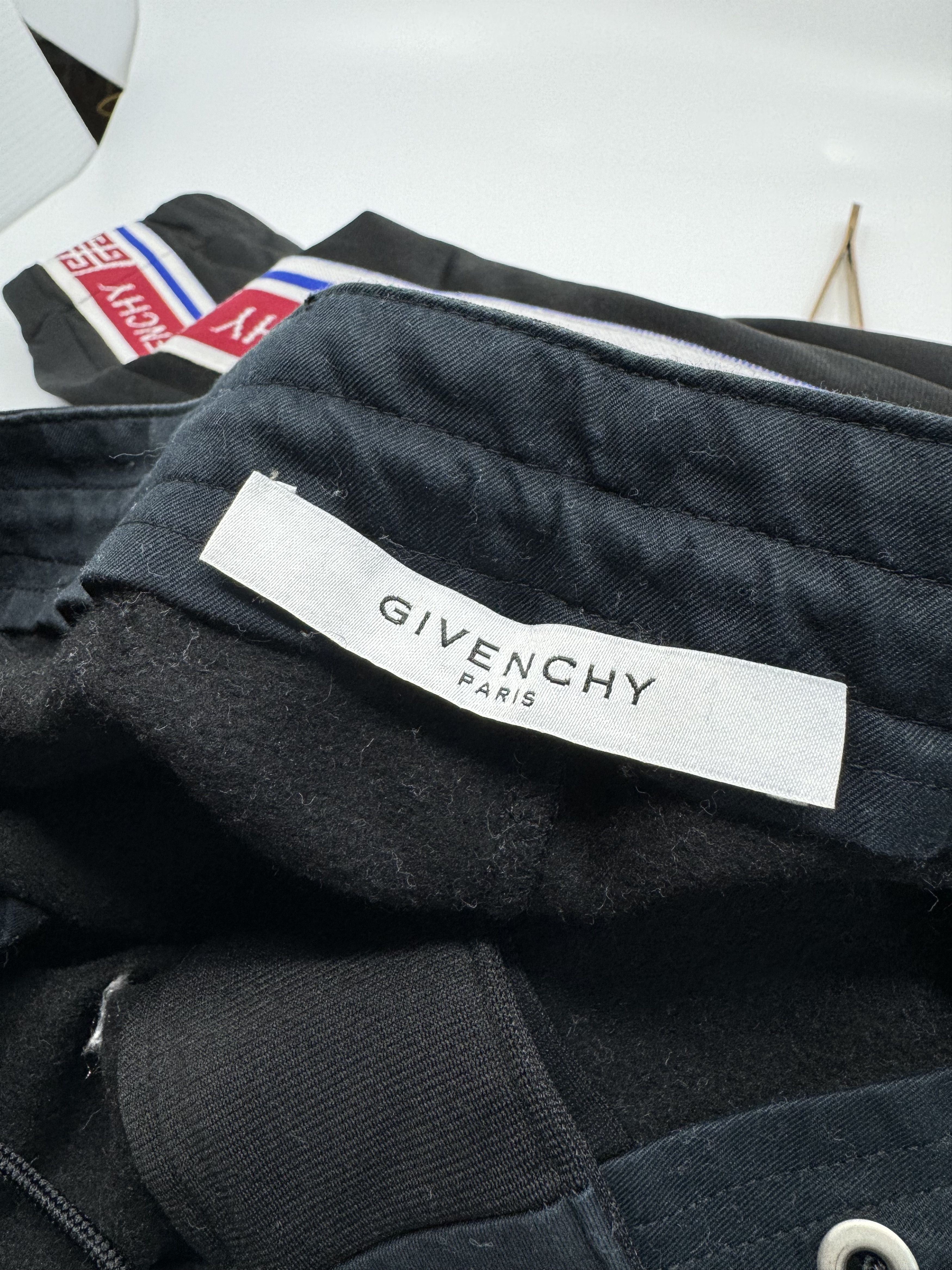 Givenchy Givenchy Logo Stripe Black Trackpants Sweatpants XXL Size US 36 / EU 52 - 6 Thumbnail