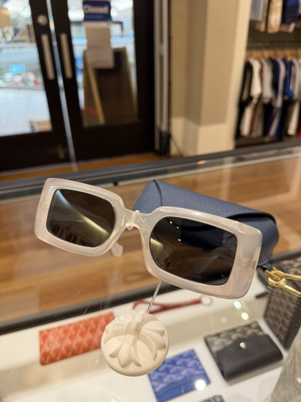 Loewe Loewe Oversized Smoke Rectangle Frame Sunglasses Size ONE SIZE - 1 Thumbnail