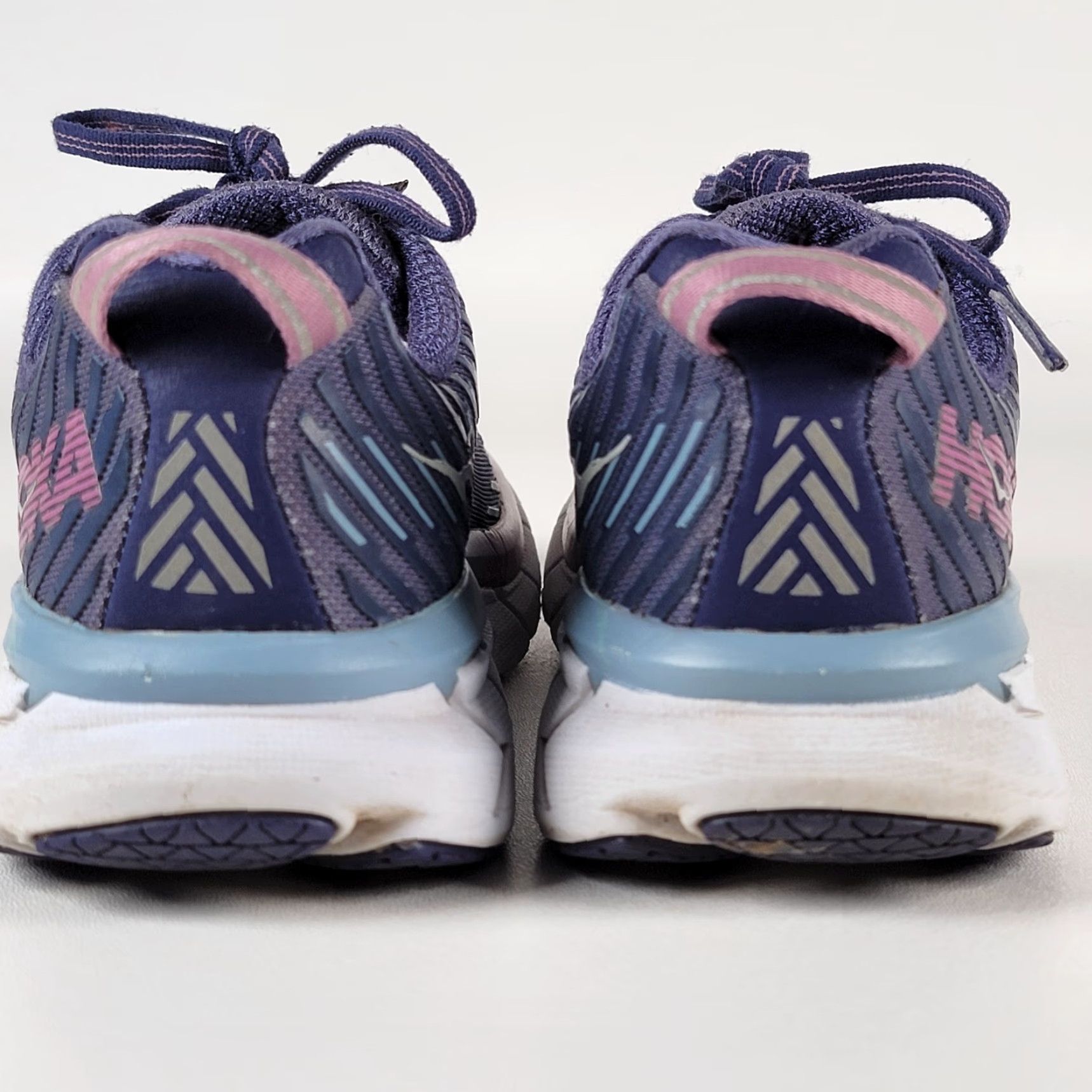 Vintage Hoka One One Women's Size 6/37.5 Clifton 5 Running Sneakers Blue Purple Clifton 5 Sneaker Women Shoe Size US 6 / IT 36 - 6 Thumbnail