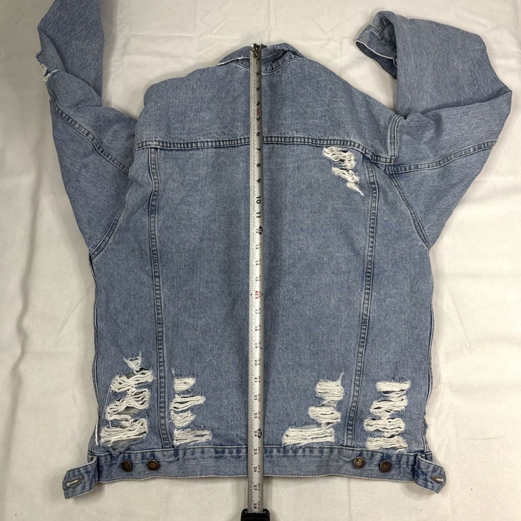 Denime CARMAR Denim Jean Jacket Blue Distressed Button Front Street Layer Small Womens Jacket Size 28" / US 6 / IT 42 - 6 Thumbnail