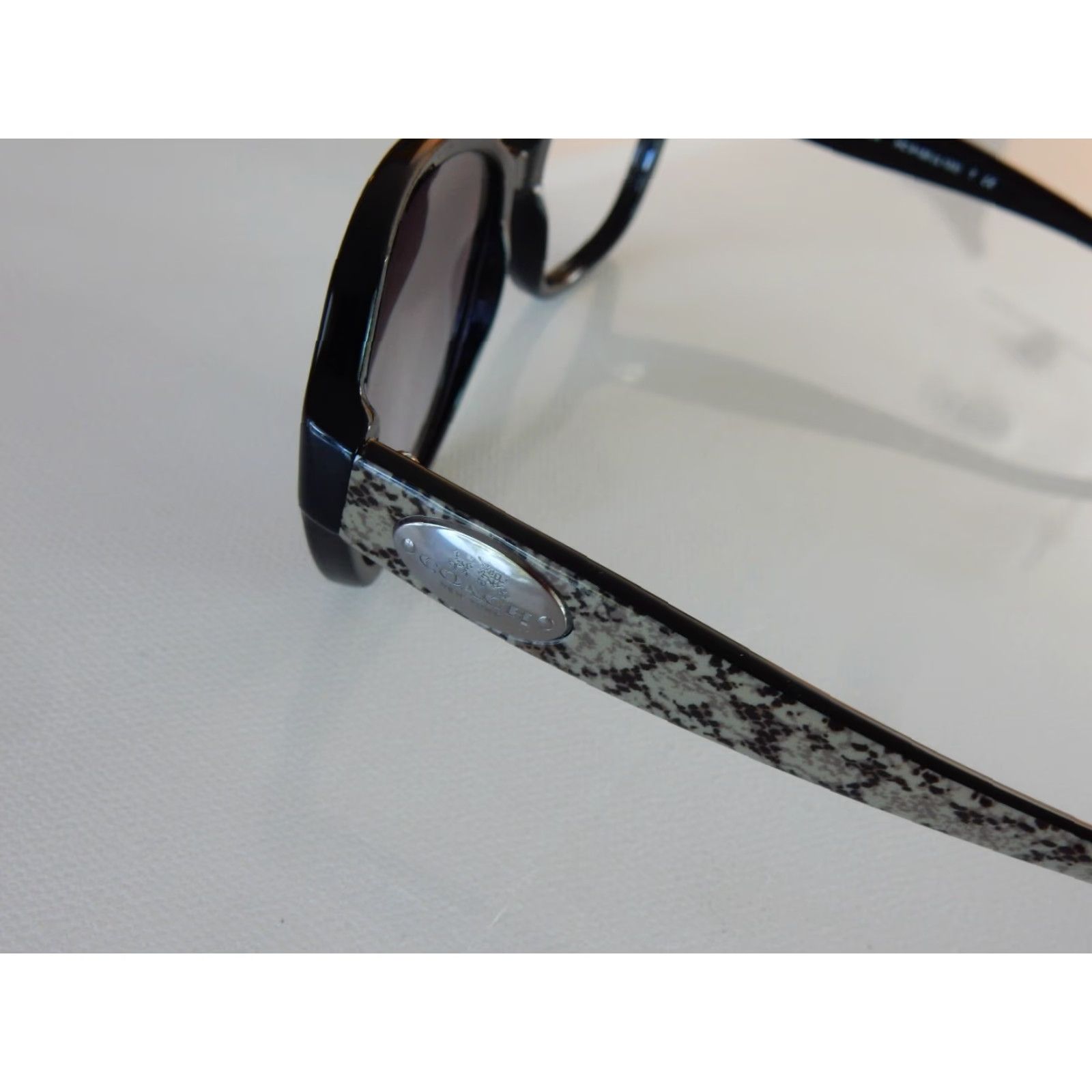 Coach VINTAGE Coach Sunglasses Women's Frames 59x16 140 Black Animal Print Fog Missing Lens Size ONE SIZE - 4 Thumbnail