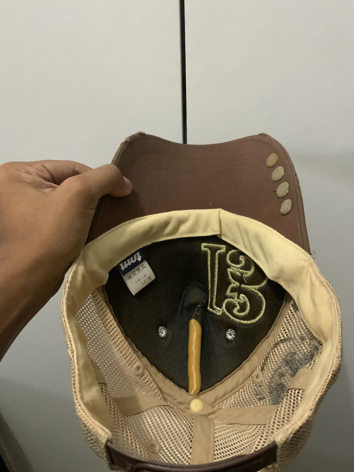 Japanese Brand WBone Obligation Distressed Trucker Hat Size ONE SIZE - 8 Thumbnail