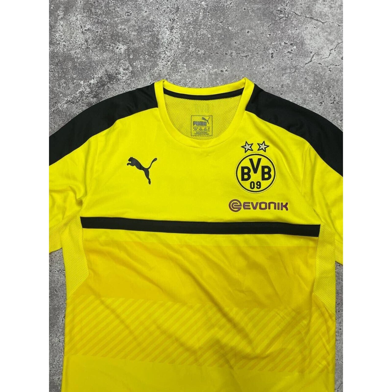 Puma Vintage Borussia Dortmund Yellow Soccer Jersey M Puma BVB Size US M / EU 48-50 / 2 - 2 Thumbnail