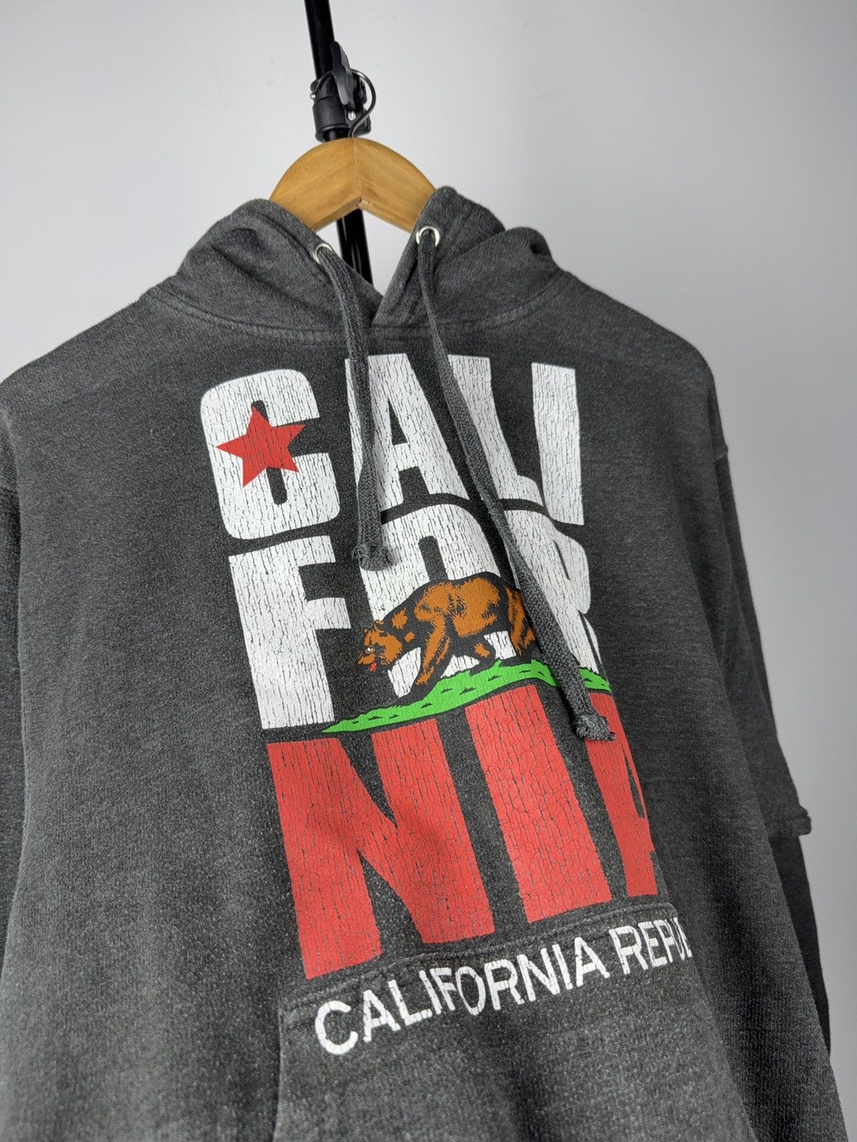 Vintage Vintage 90s Retro USA Logo California Republic Bear Hoodie Size US S / EU 44-46 / 1 - 4 Thumbnail