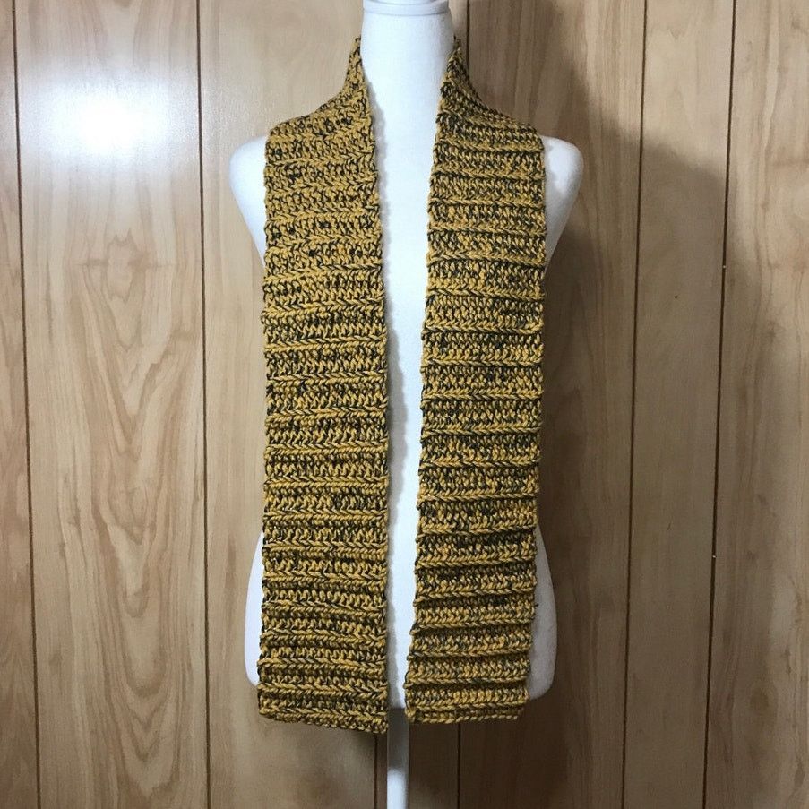 Handmade NWT Handmade Crocheted Gold Black Beanie & Scarf 58” Size ONE SIZE - 4 Thumbnail